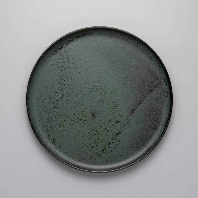 SERVING PLATES