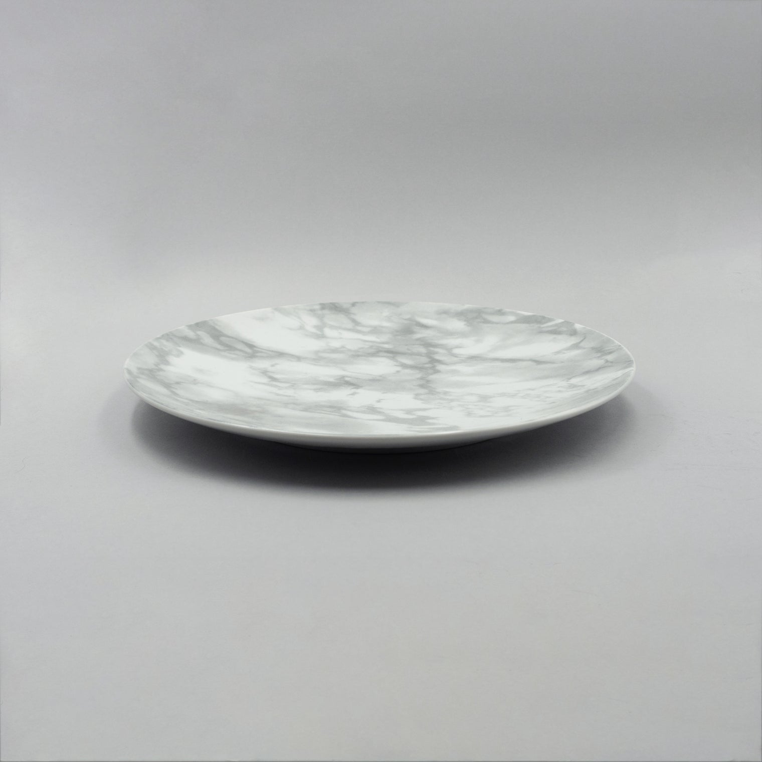 Arabesquart Plate, D28cm x H2.5cm