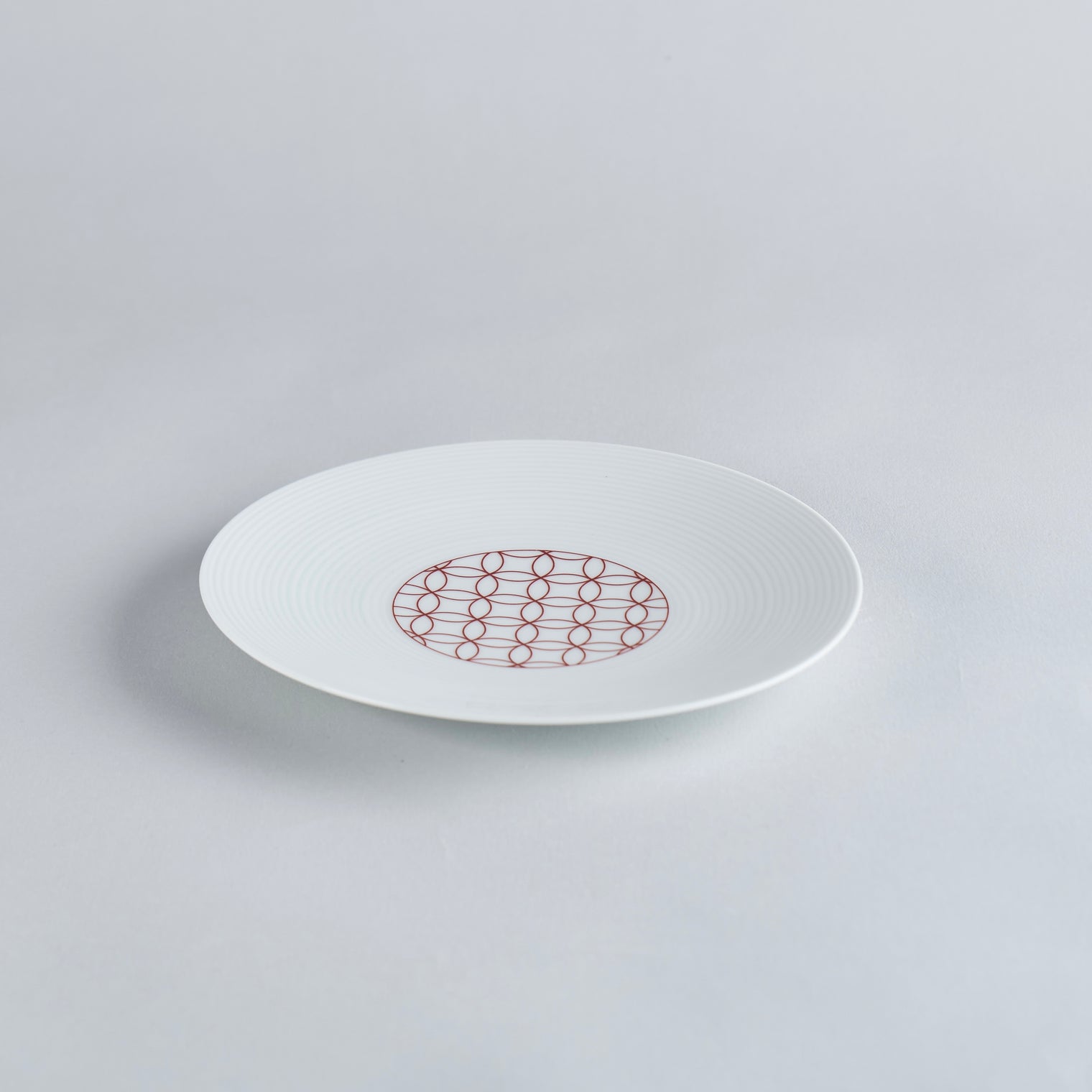 Eiho Porcelain, Shippo, Red Plate, 19cm