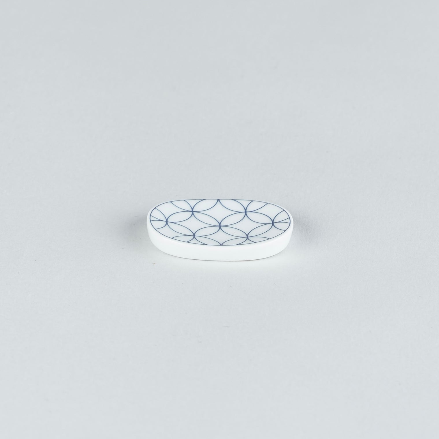 Eiho Porcelain, Shippo, Blue Chopstick Rest