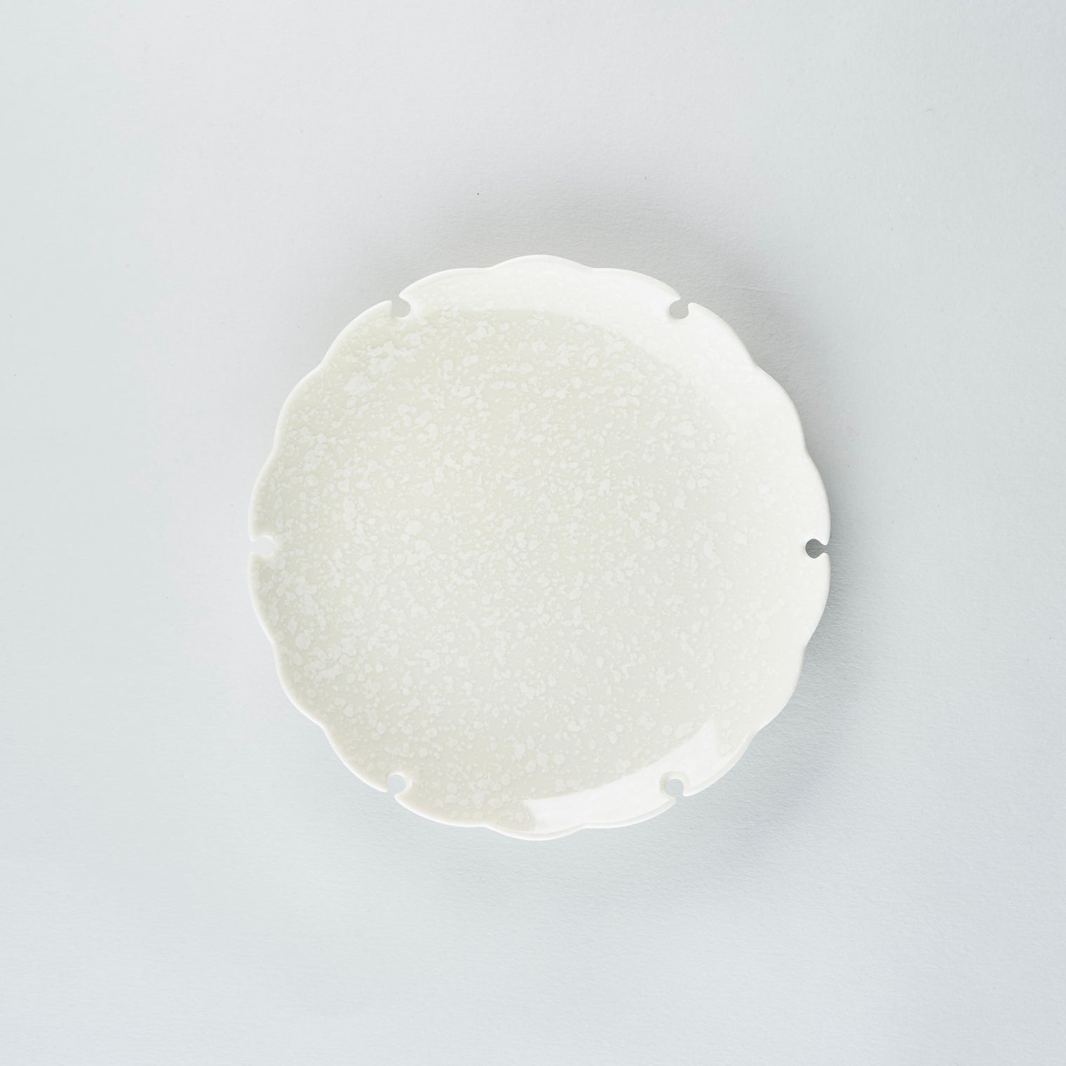 Seizan Gama Yukiwa Plate, Neve, 16cm x H2cm