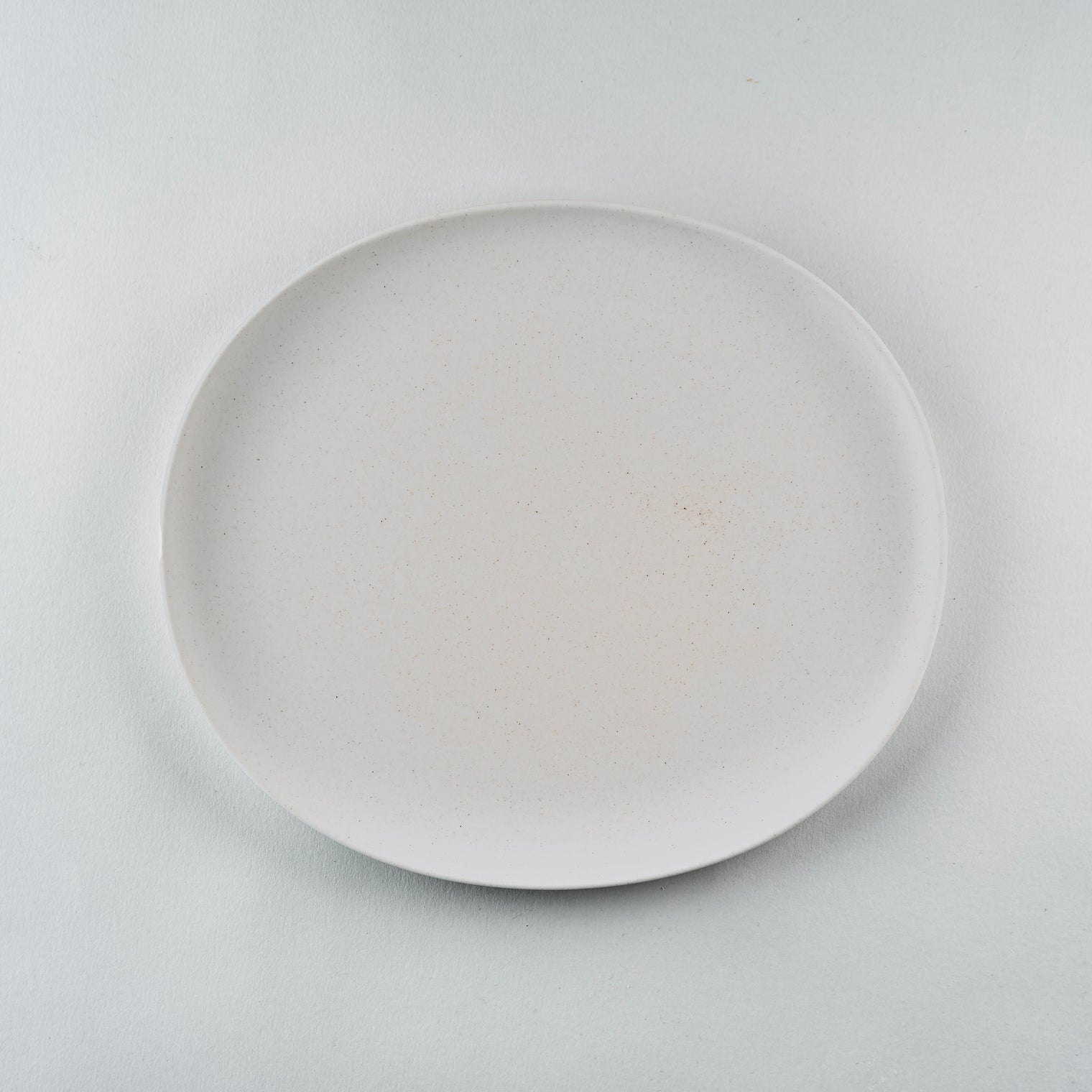 224 Porcelain Uzra Oval Plate L, White, 245 x 215 x 18.5mm