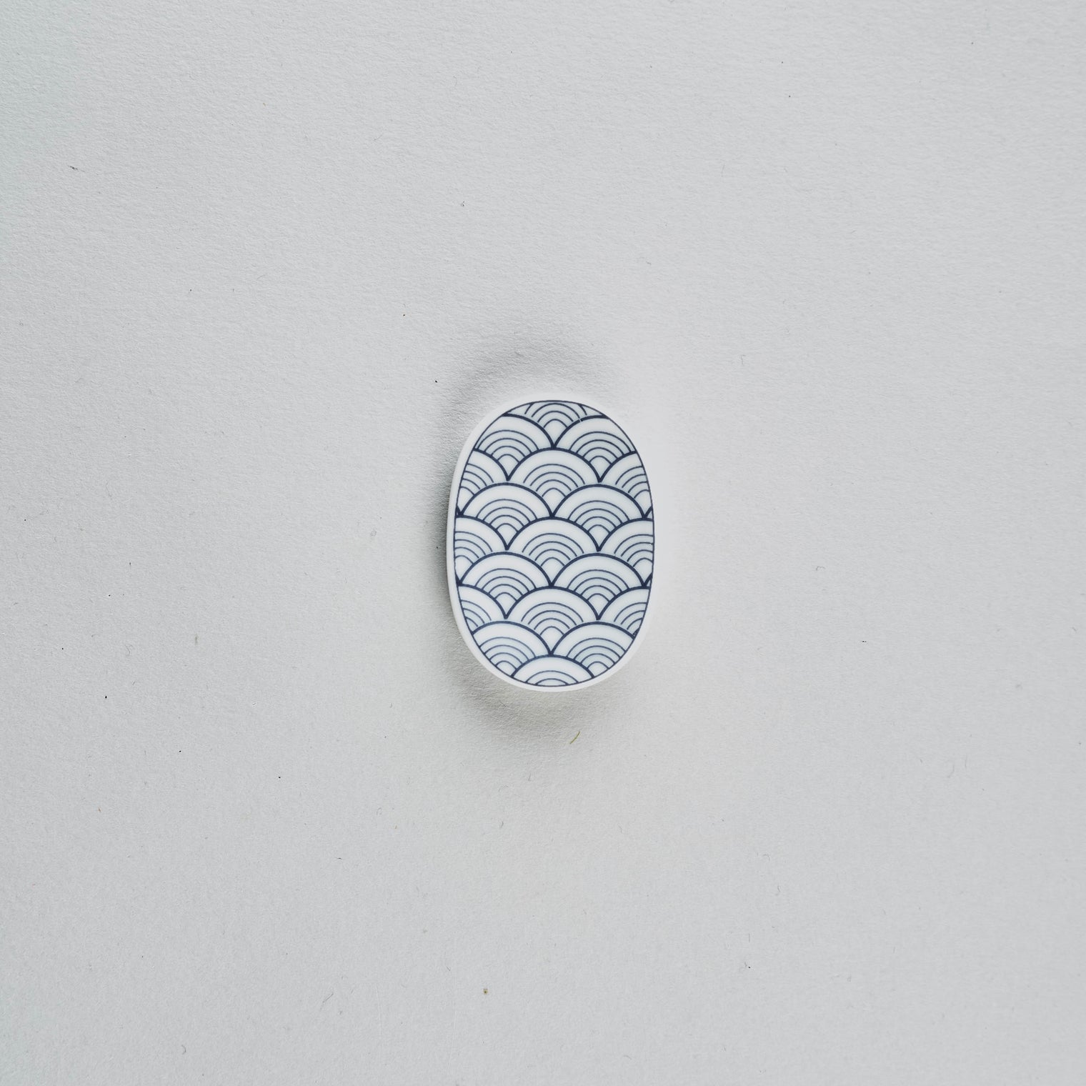Eiho Porcelain, Seigaiha, Blue Chopstick Rest