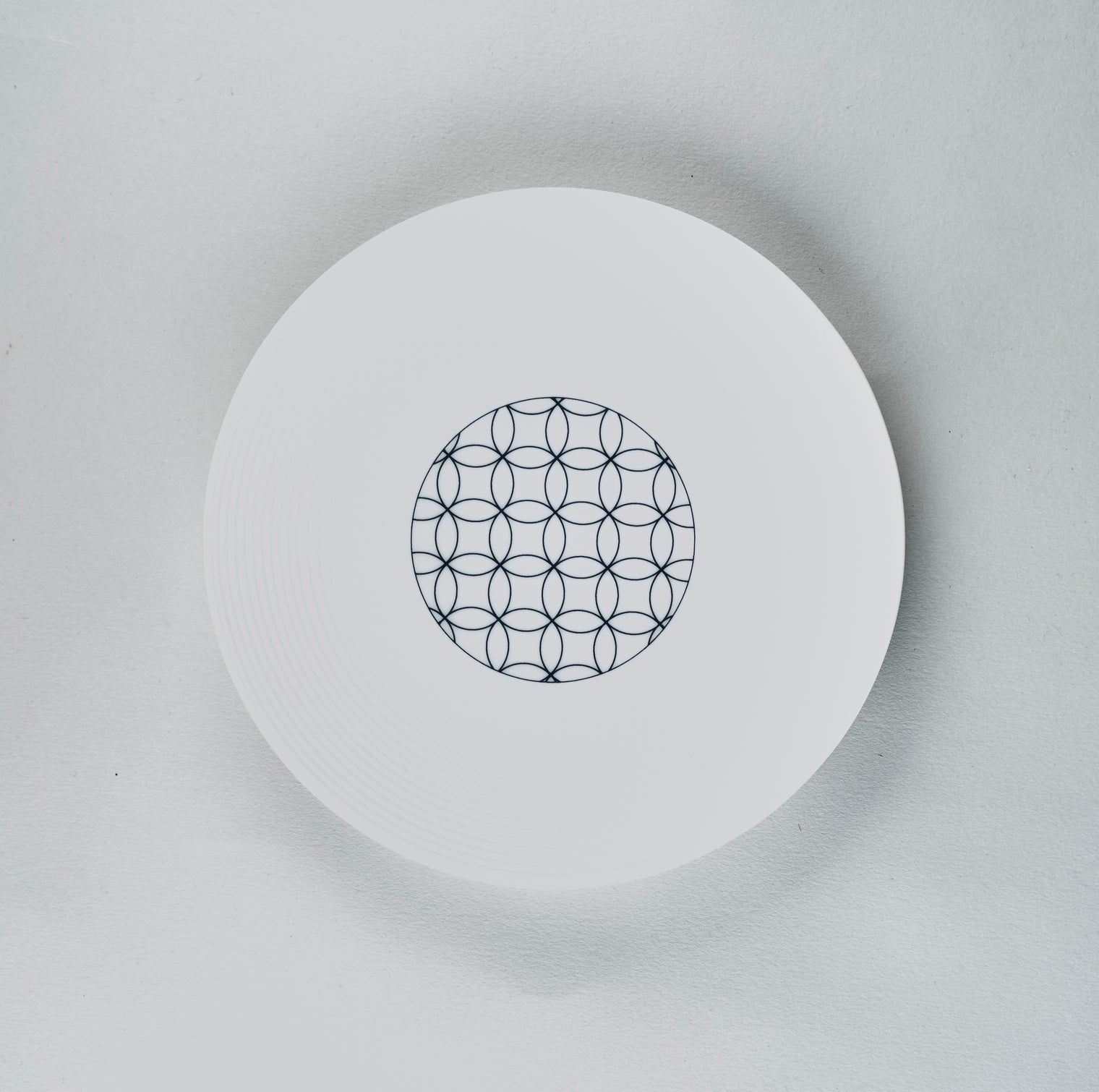 Eiho Porcelain, Shippo, Blue Plate, 19cm