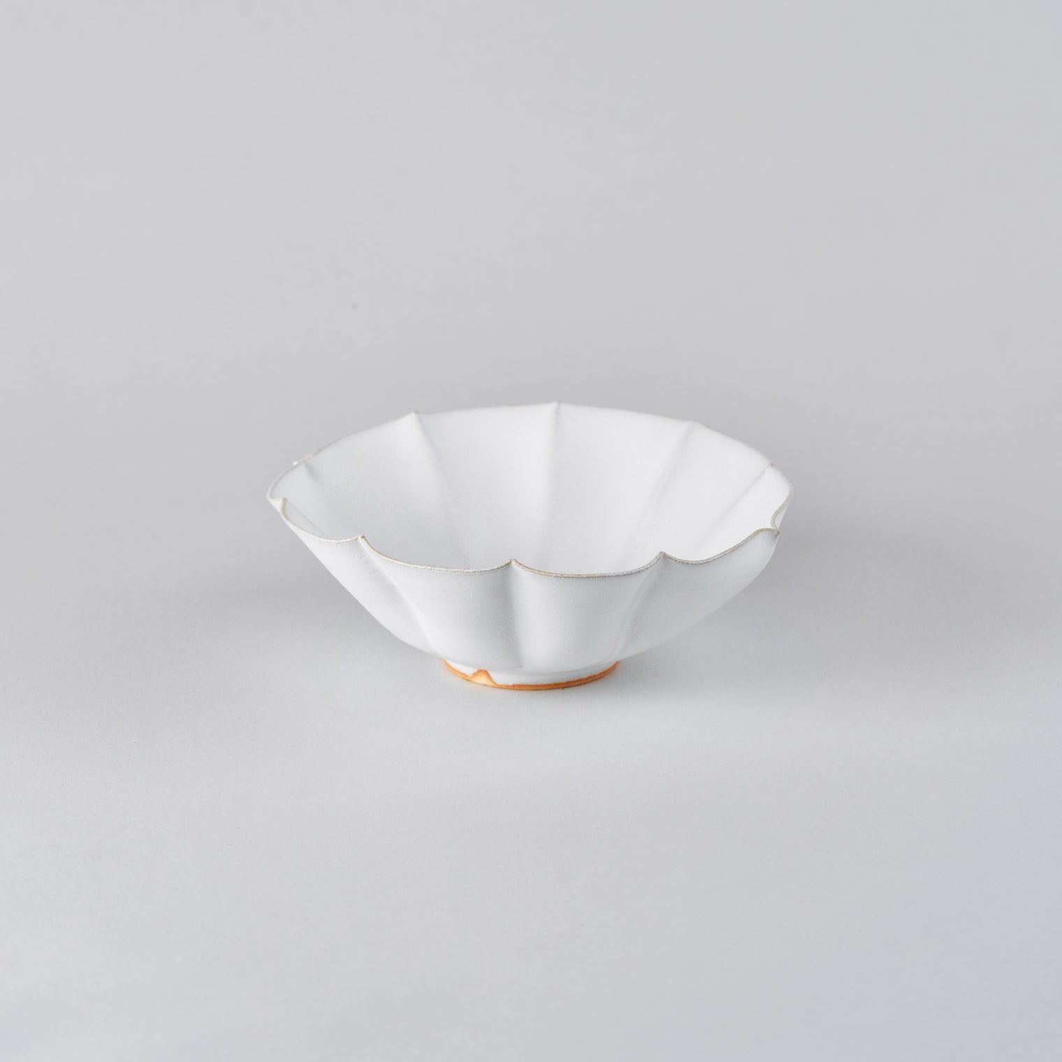 White Glaze Cloud Flower Small Bowl V2, 14cm x 14.5cm x H4.8cm, 180cc, Design by Kuroki San