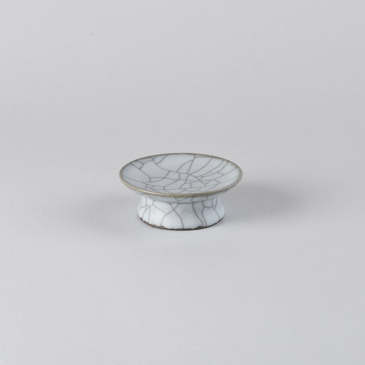 Charcoal Small Plate with Feet, 6.7cm x H2.3cm, Design by Takada San