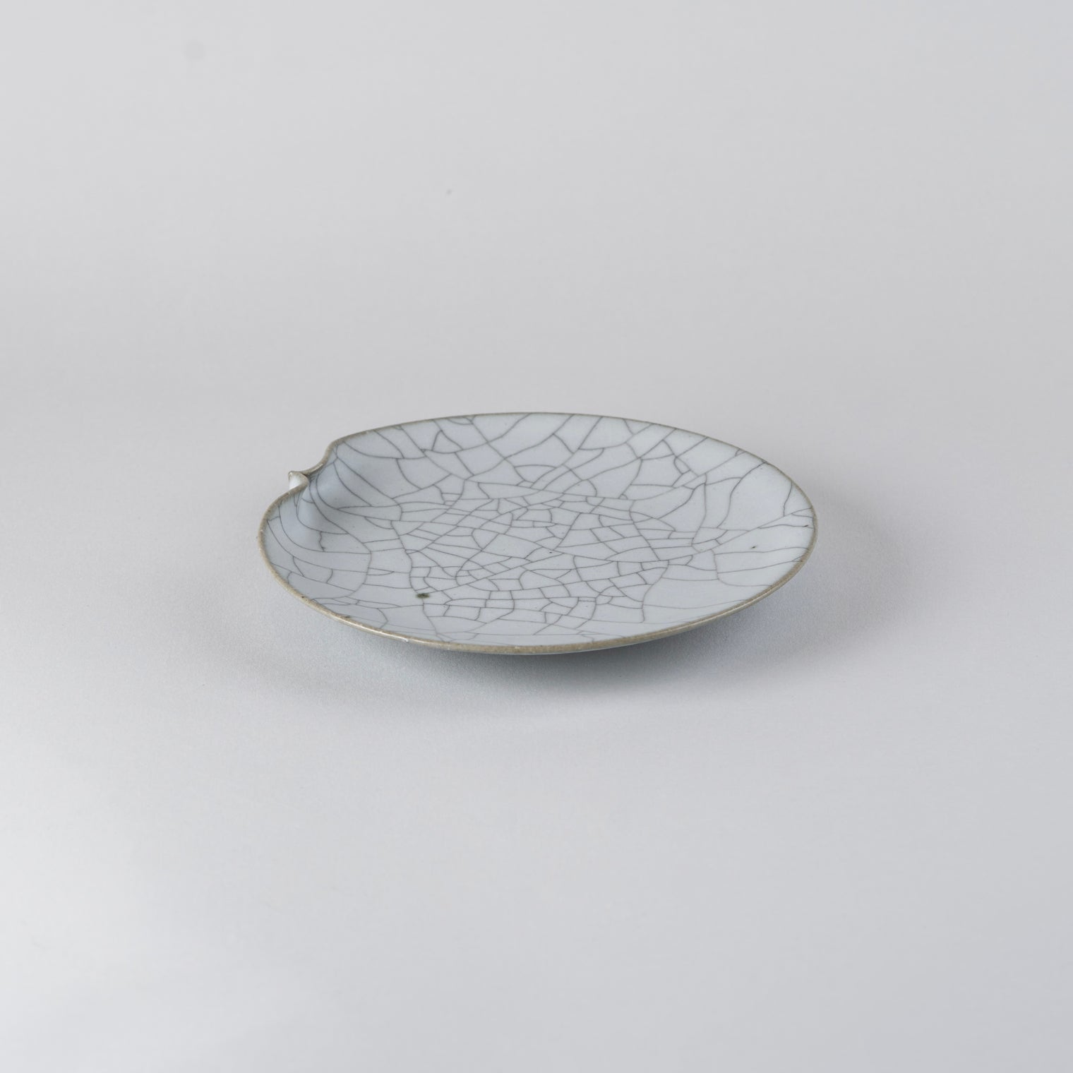 Charcoal Single-sided 5-inch Plate, 15.5cm x 15.5cm x H3cm, Design by Takada San