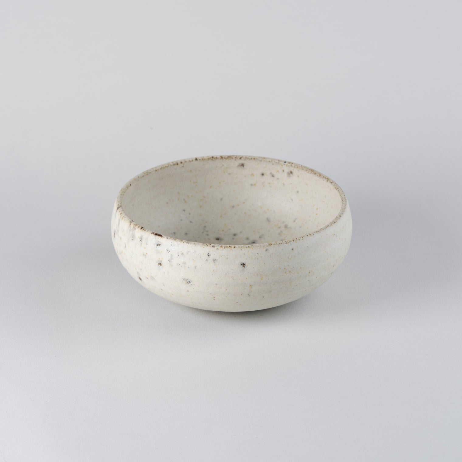 Bowl Medium, The bright side, D14.5cm, H6.5cm, Design by Aage Wurtz