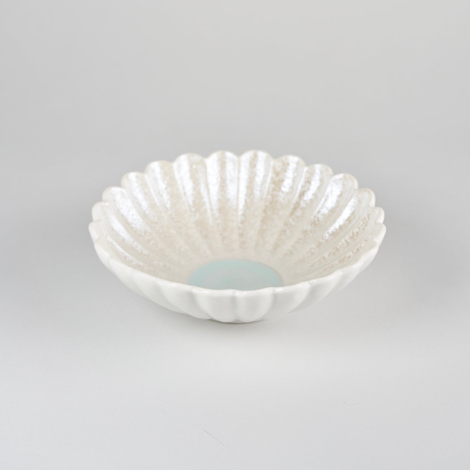 Seiji Luster Kiku Bowl 18x5.8cm