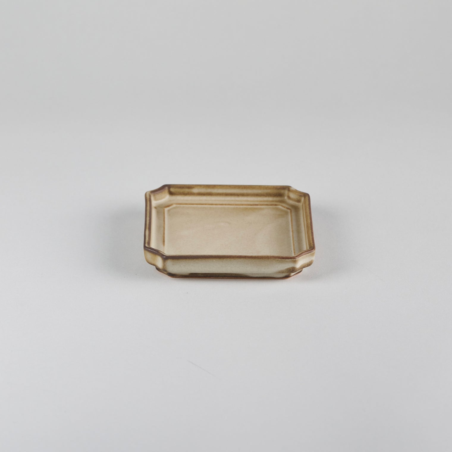 Hachidori 10cm Square Dish ecru