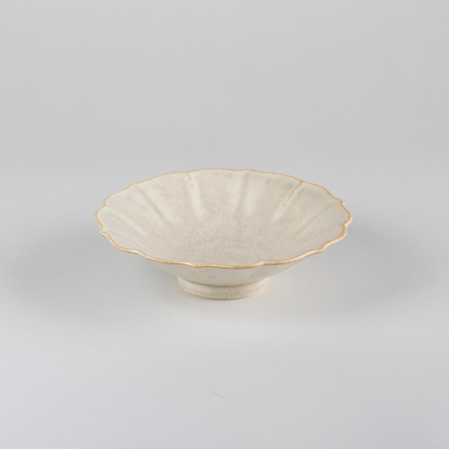 Yuka Flower Bowl Silver 15×4.3cm