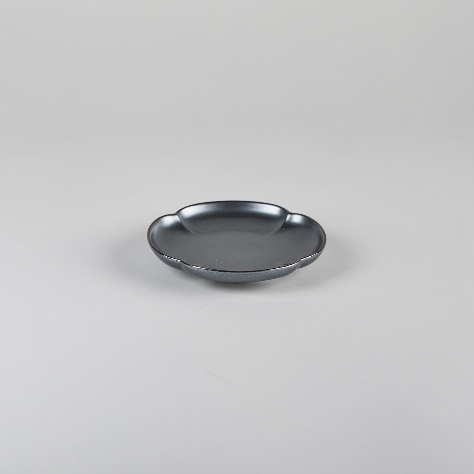 Kanezen Gama Wooden bowl, W10.9cm x D 10.9cm x H1.7cm