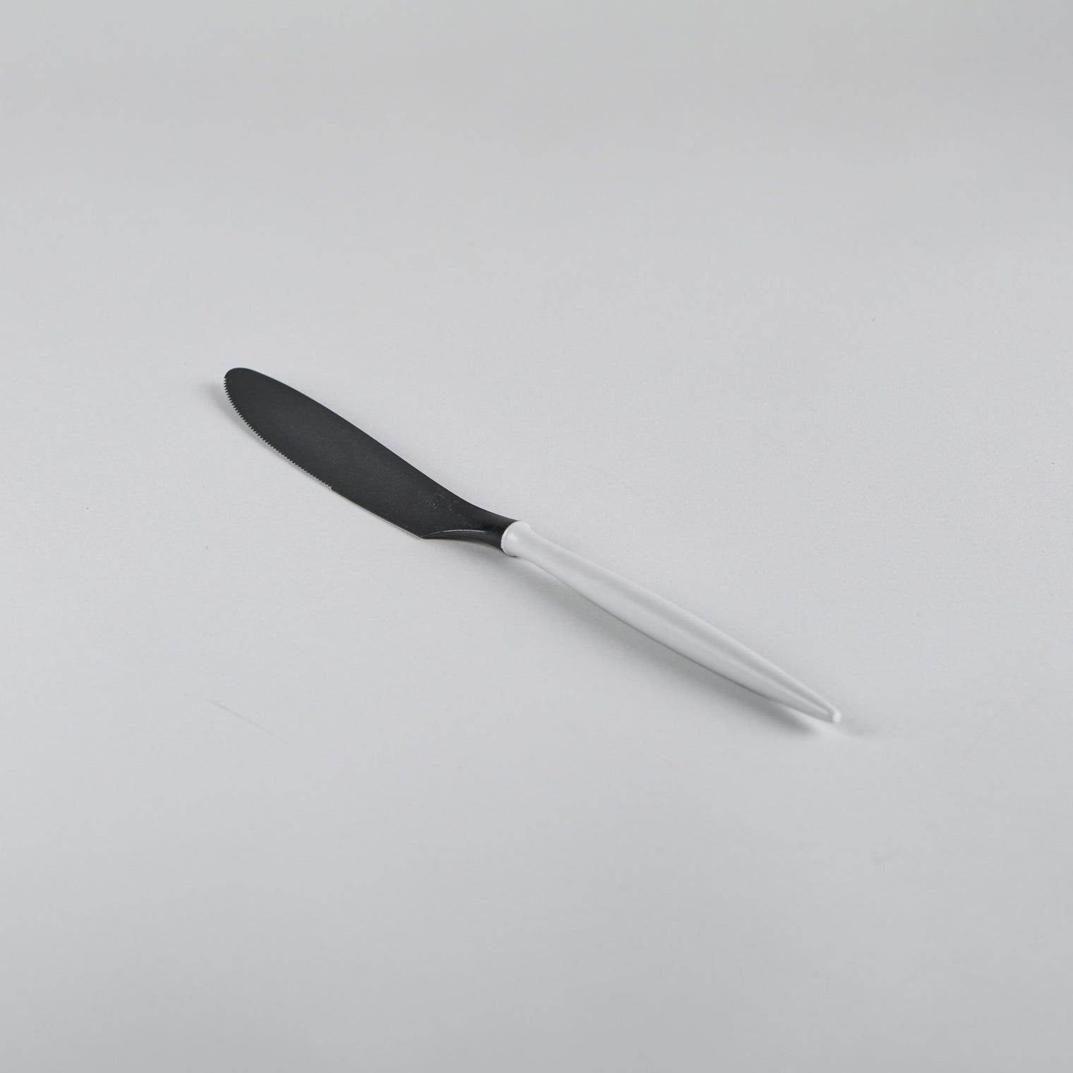 ARAS Knife White