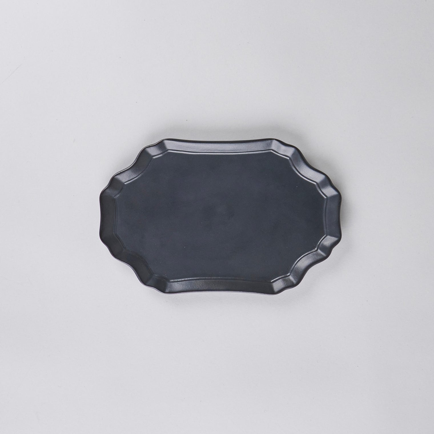 Chouette Plate Black S20.8×12.8×1cm