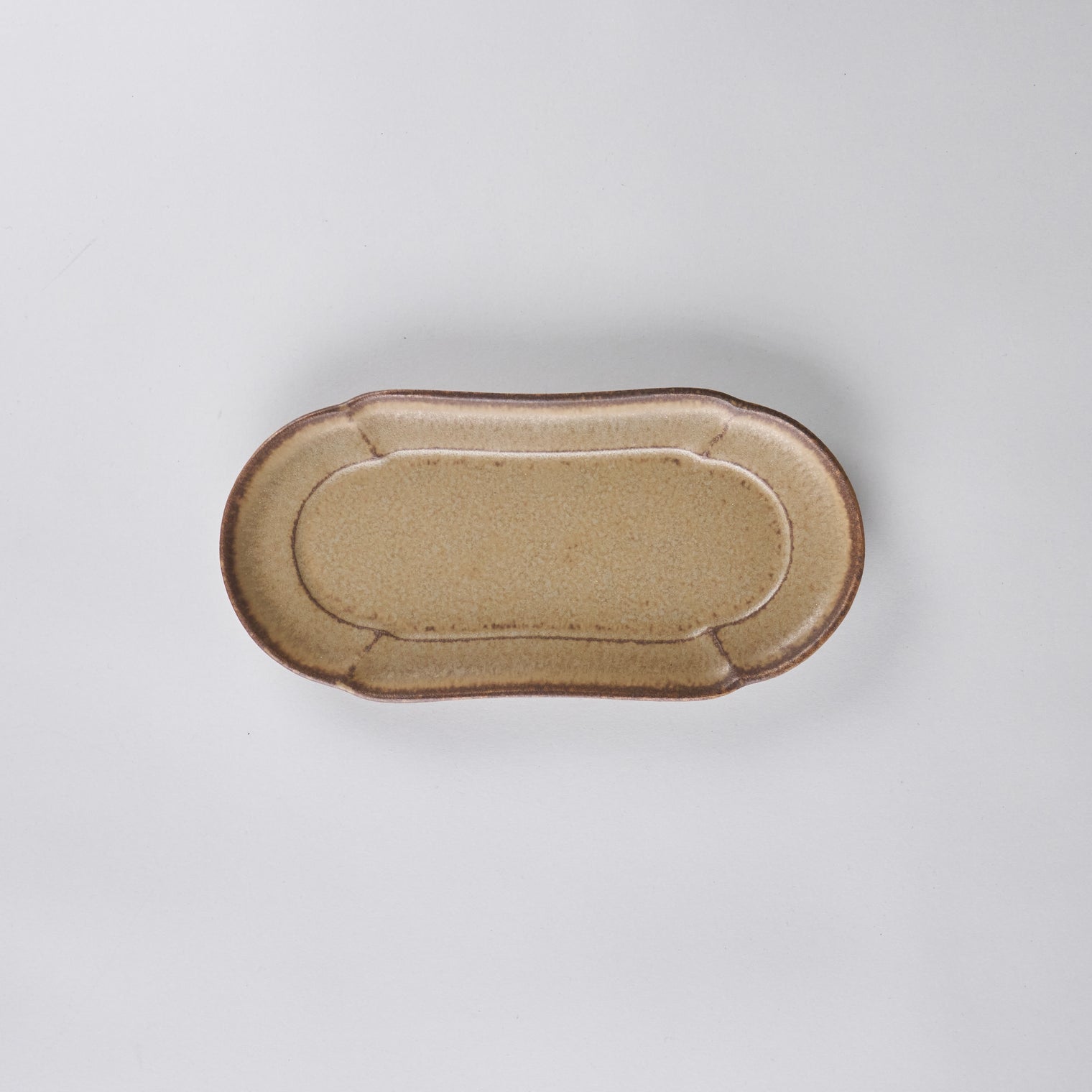 Yuka Hana Rectangular Plate Silver Brown 23×10.9×2.7cm