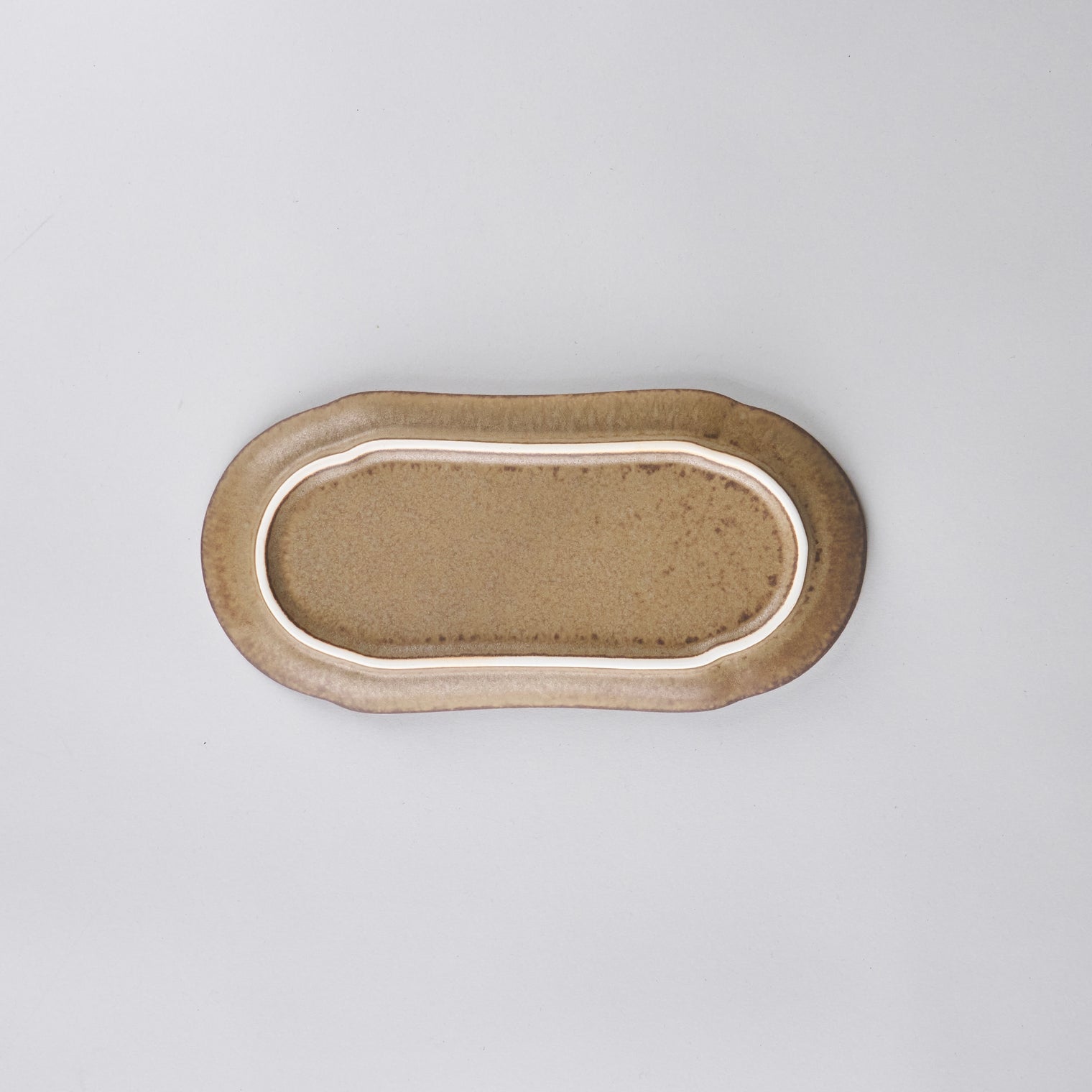 Yuka Hana Rectangular Plate Silver Brown 23×10.9×2.7cm