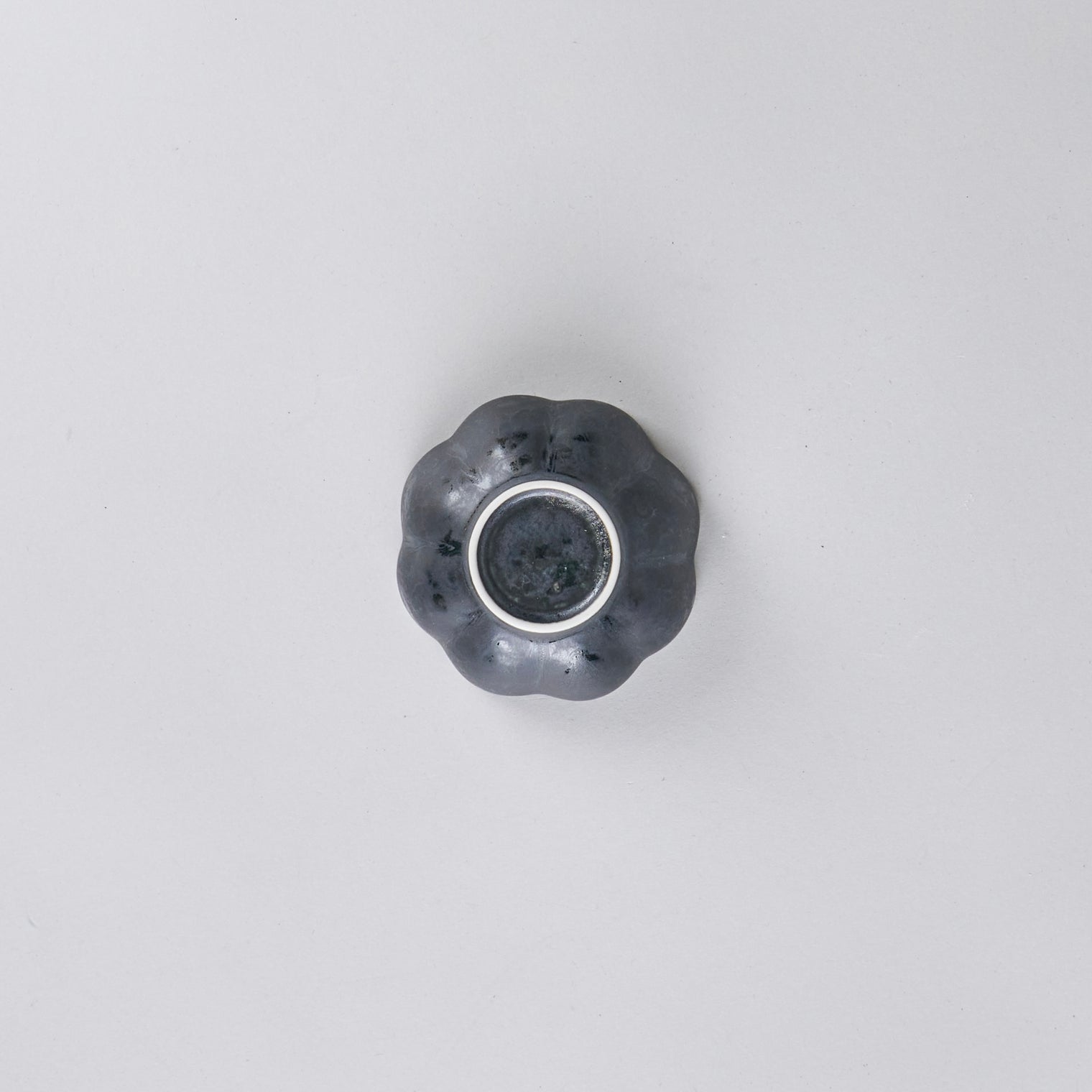 Kanezen Gama Bean Bowl, W8cm x D 8cm x H3.3cm