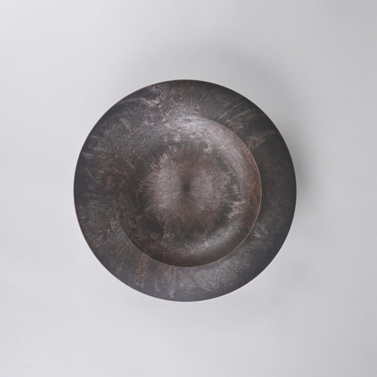 ARAS Deep Plate L Black Cedar Bark, 26cm