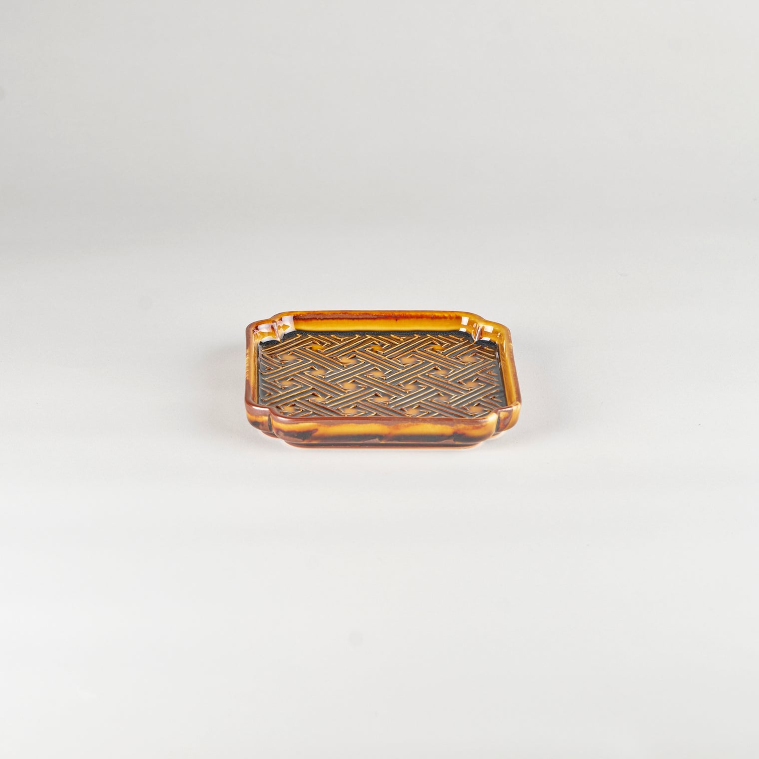 Jang Hun Seong Square Pattern Plate in Candy Brown, 13.8 x 13.8 x 2cm