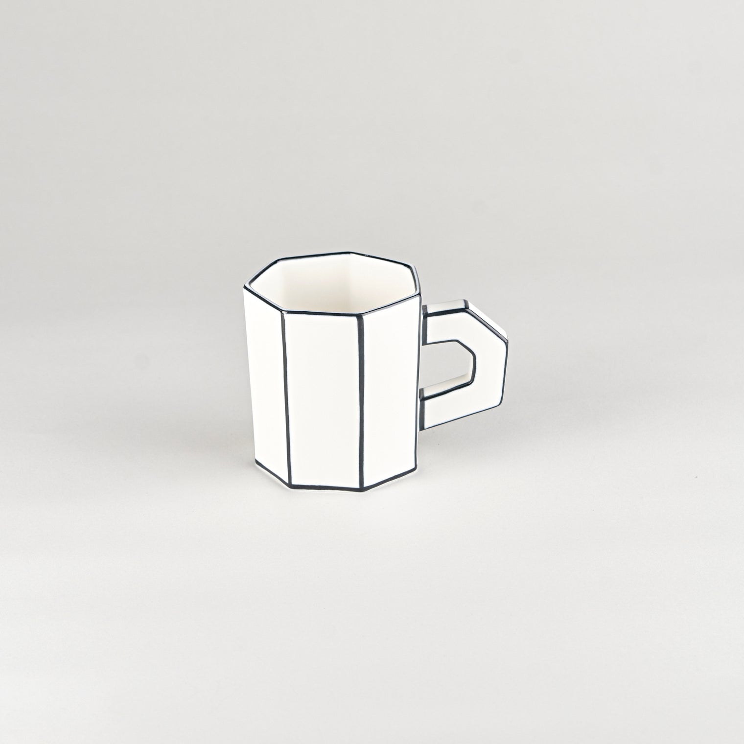 Carte Blanche Cup by Annebet Philips