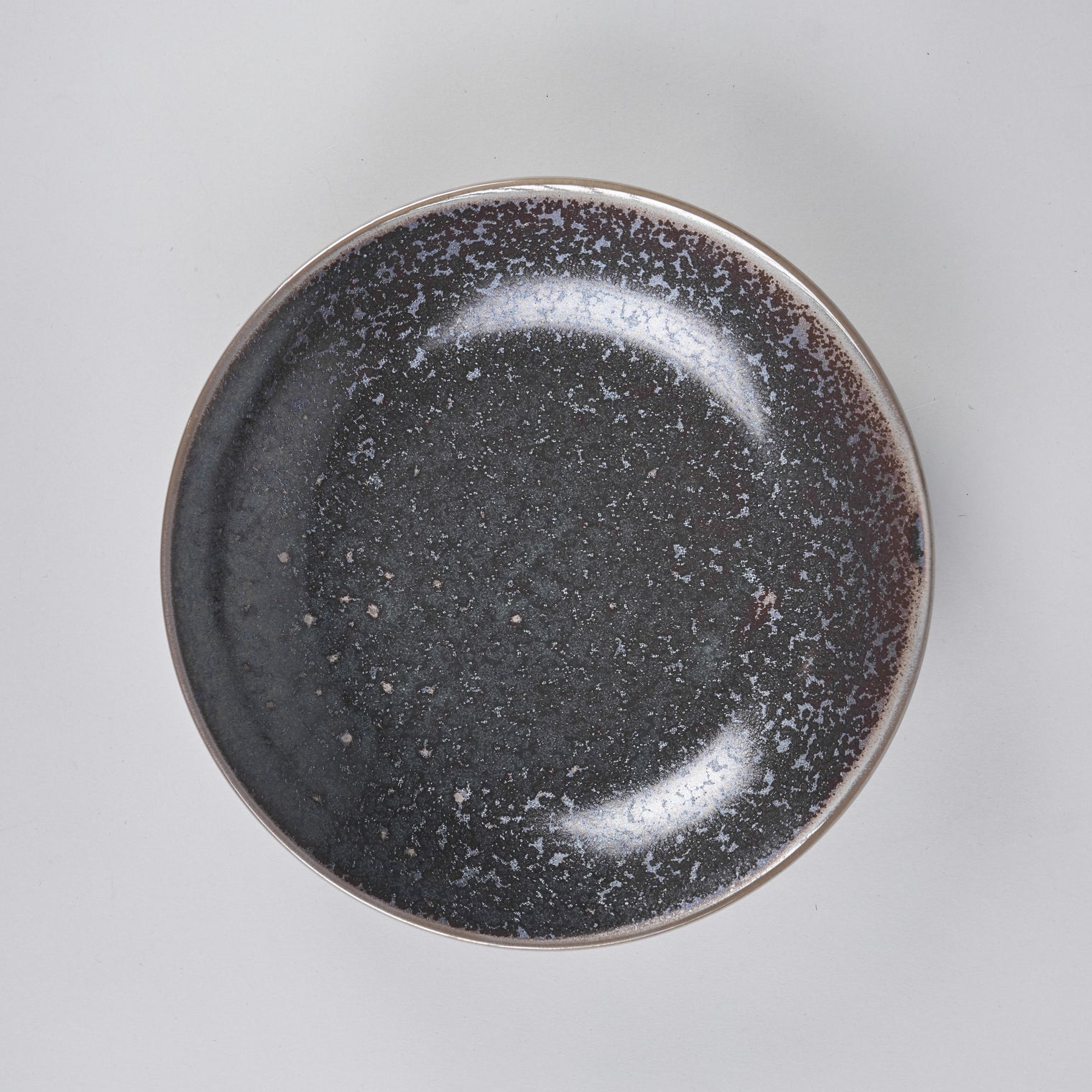 Bansho Shallow Bowl, 22.9cm x H5.3cm
