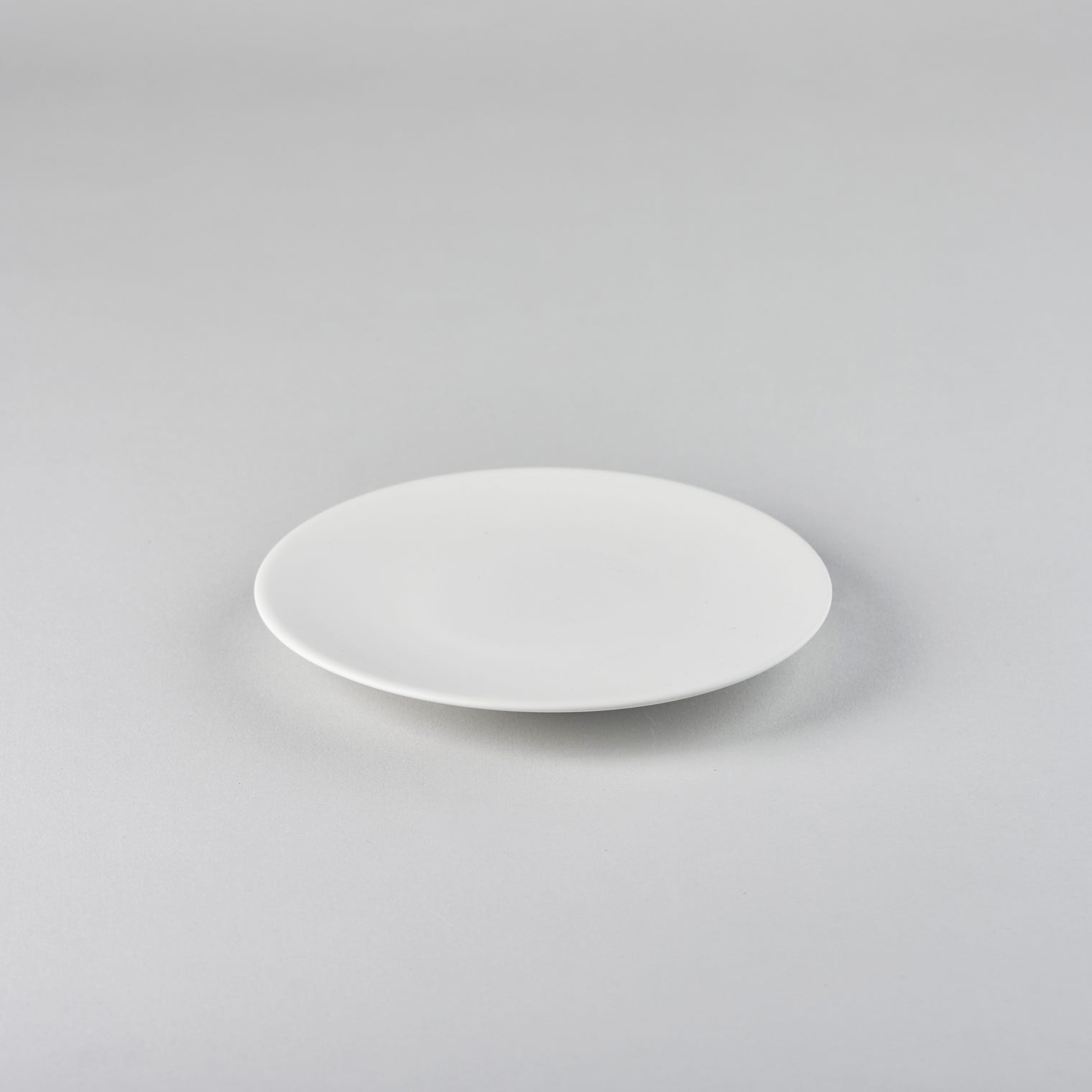 Bisque White Flat Plate, 16cm x H2cm, Design by Moriyama