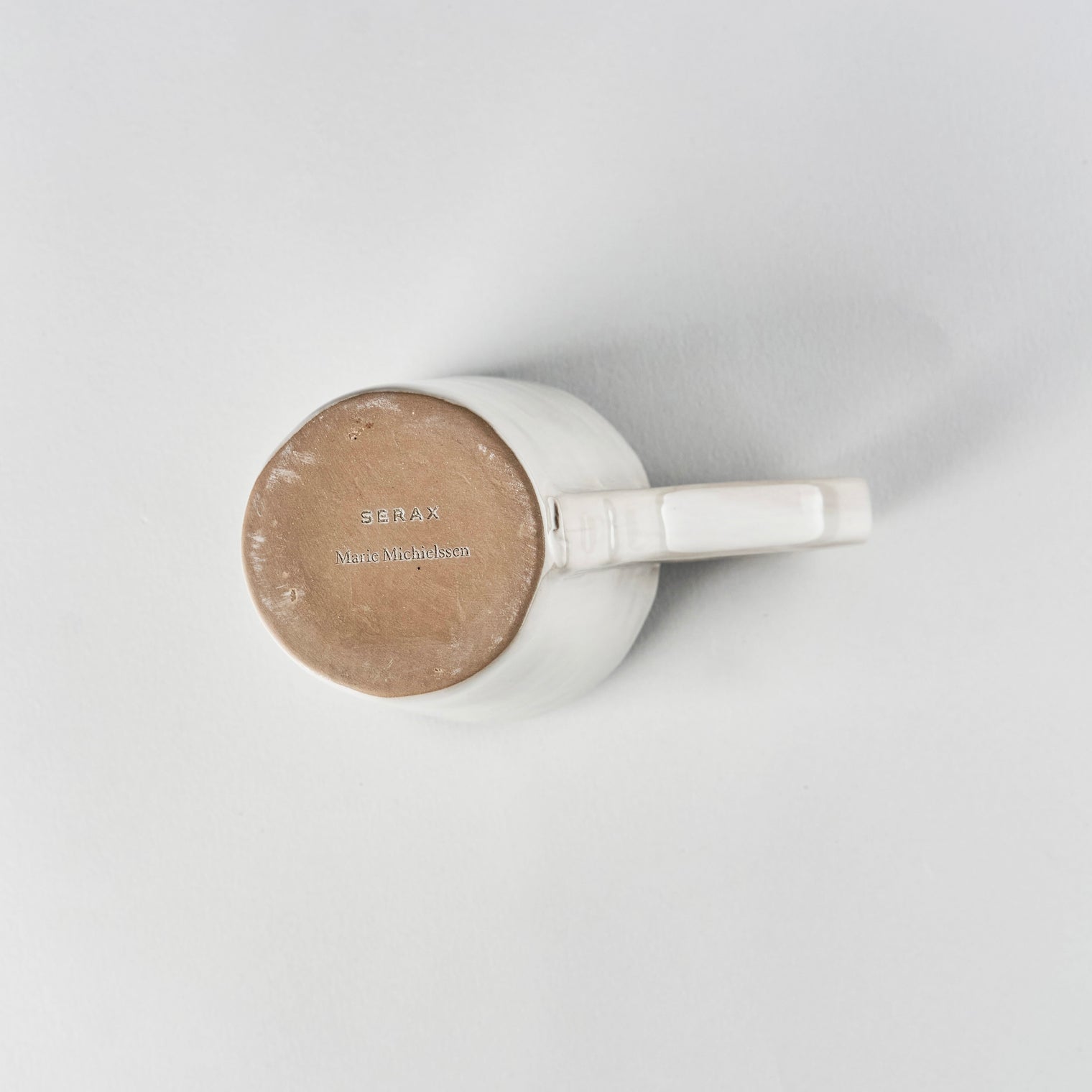 La Mère Mug Off White, L12 W8 H11.5cm, Design by Marie Michielssen