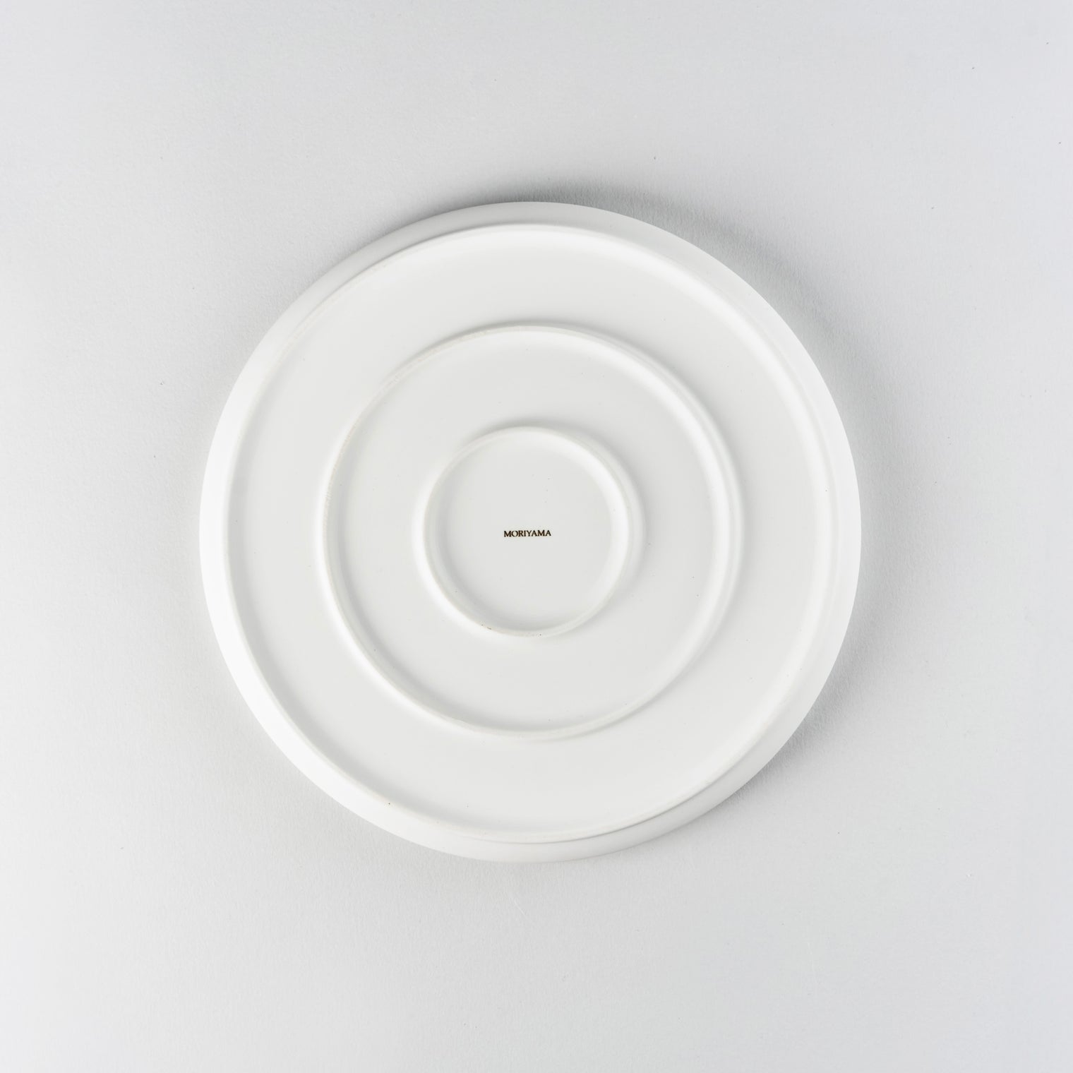 Bisque White Round Tray, 21cm x H2cm, Design by Moriyama