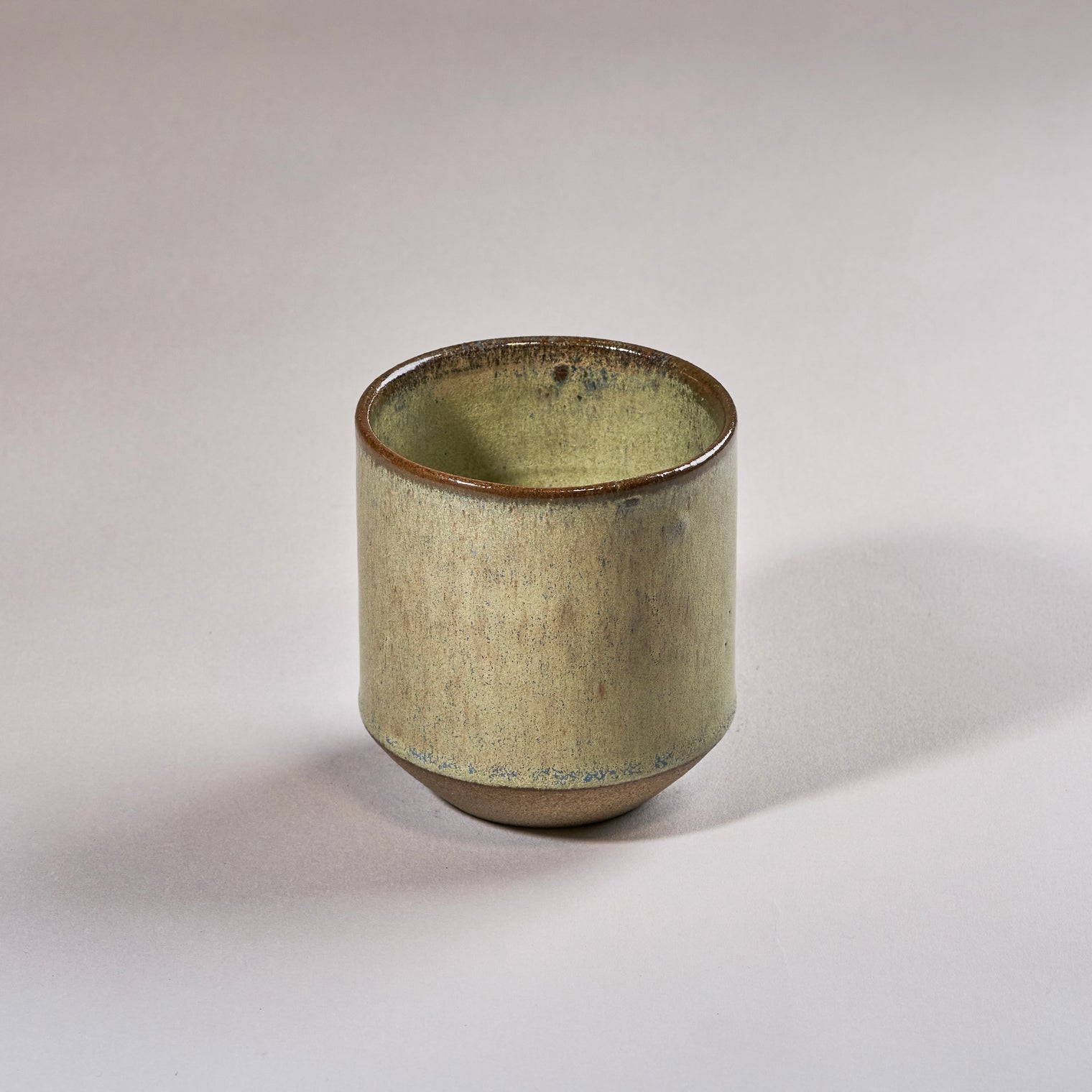KØBENHAVN cup green, H9 W7.5cm, Design by KLAY