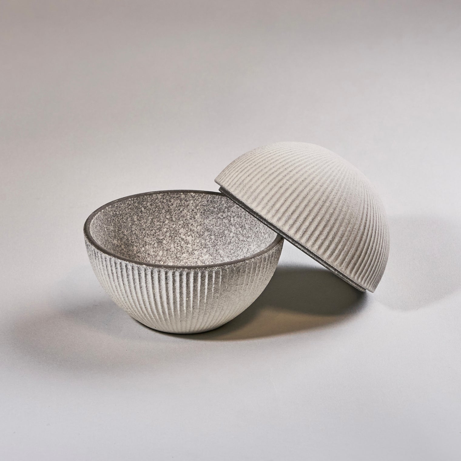 Temari Lidded Bowl White, 9.5cm x 8.5cm