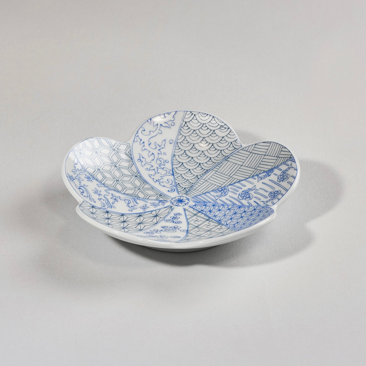 Kouraku Kiln Plum Plate, Small, Silver Blue Shonzui, 12cm