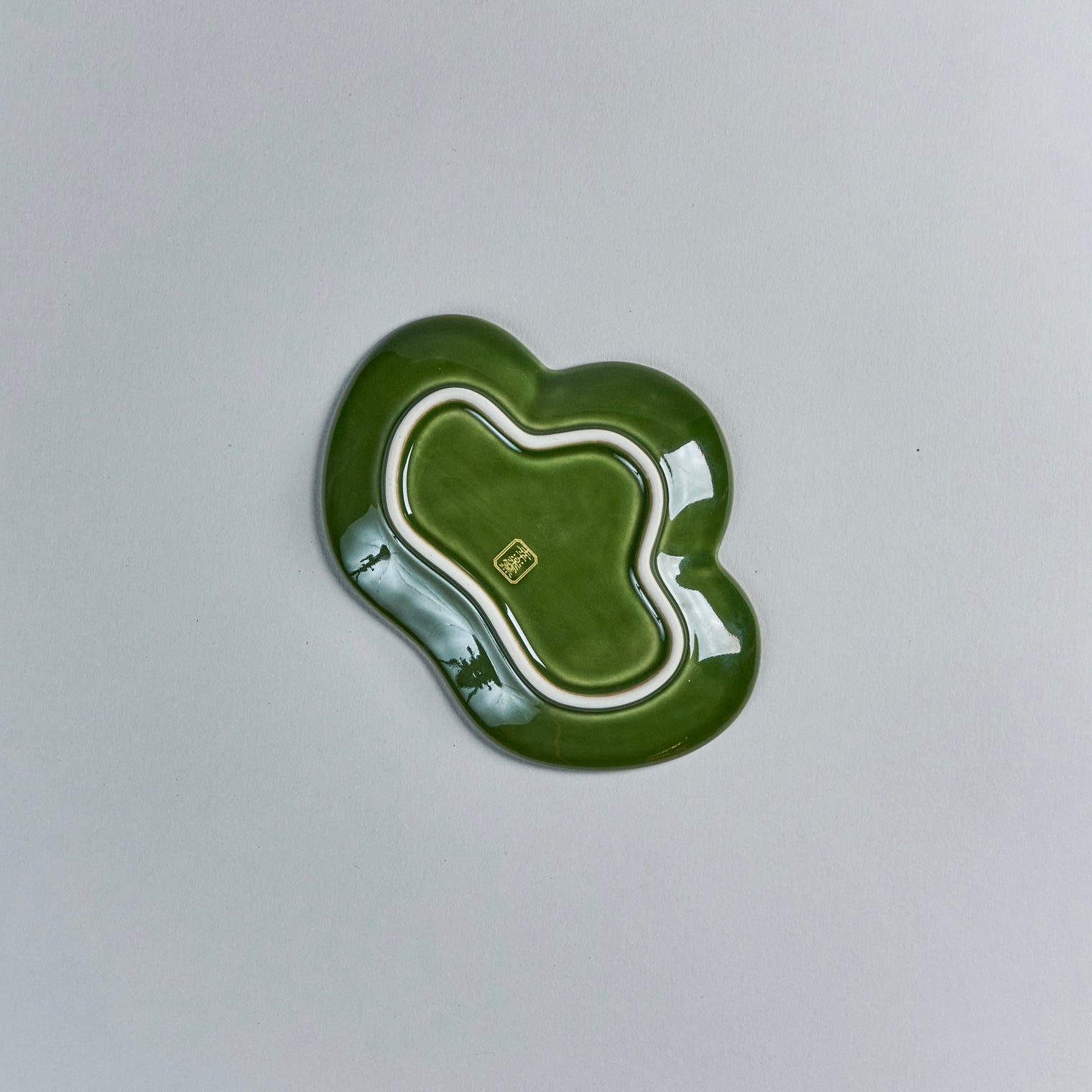 Kouraku Kiln Pine Plate, Small, Gold Green, 13cm x 9.5cm