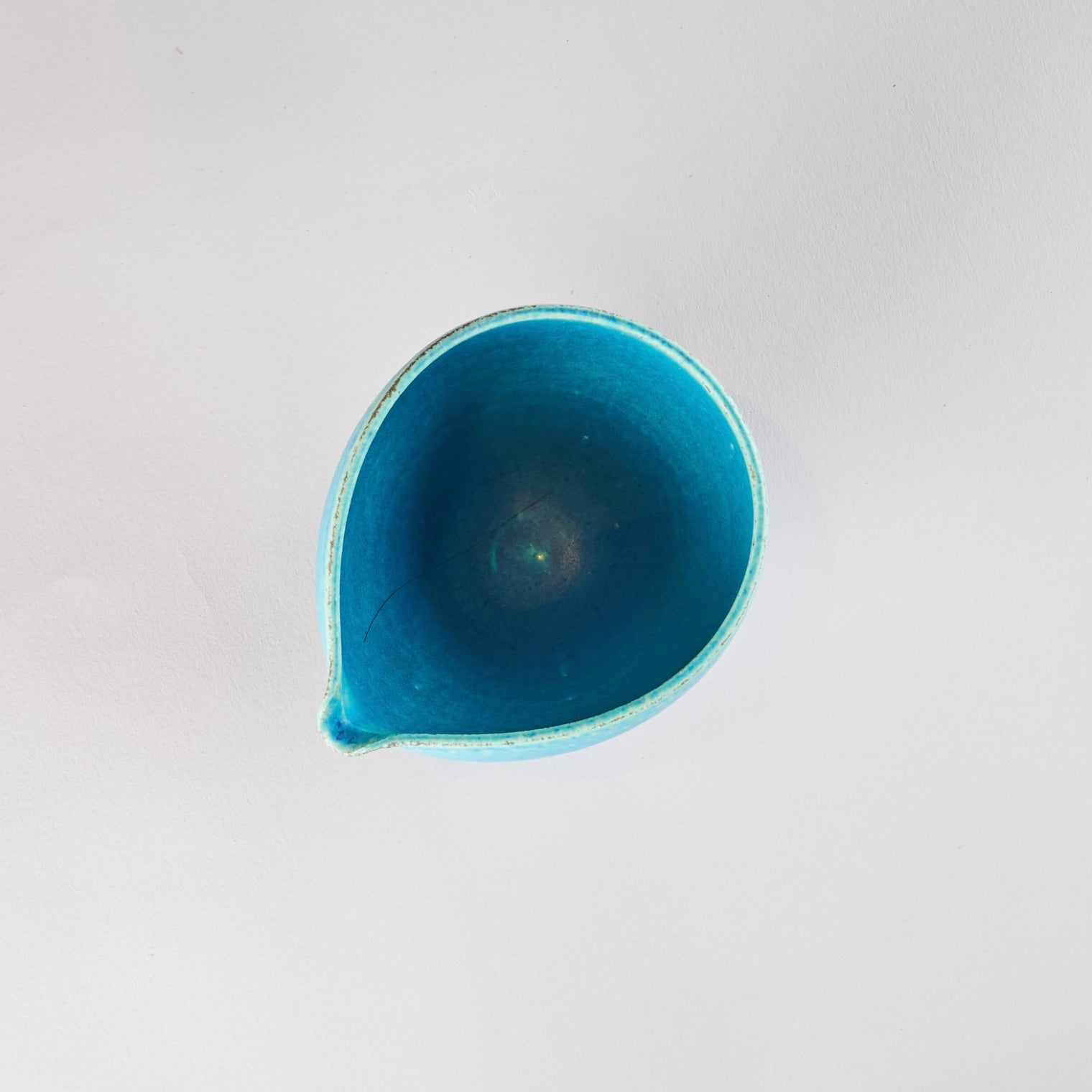 Toruko Blue Shigaraki Pourer, 11.5cm x 9cm x H9cm