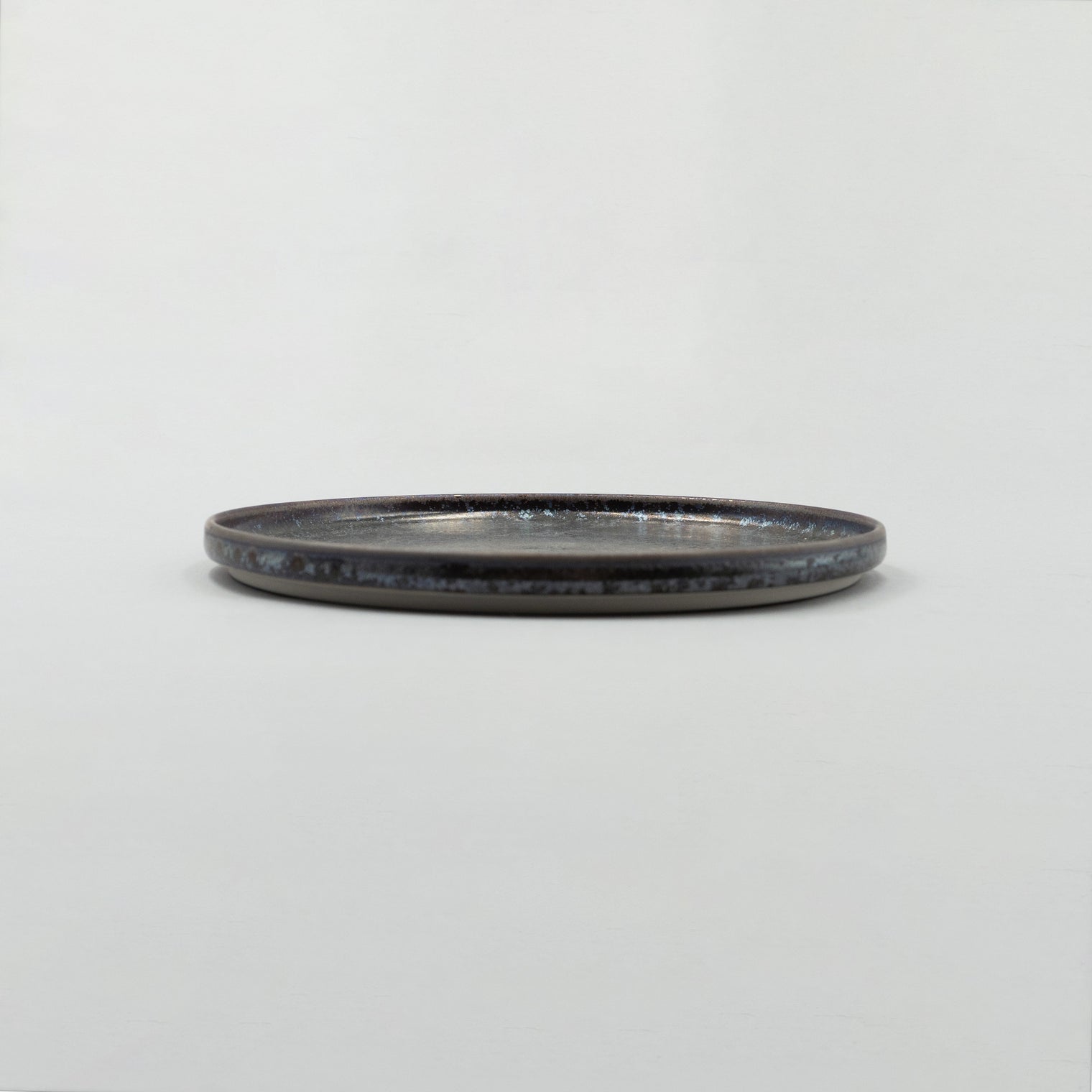 Bansho Short Rim Plate, D19cm x H1.6cm