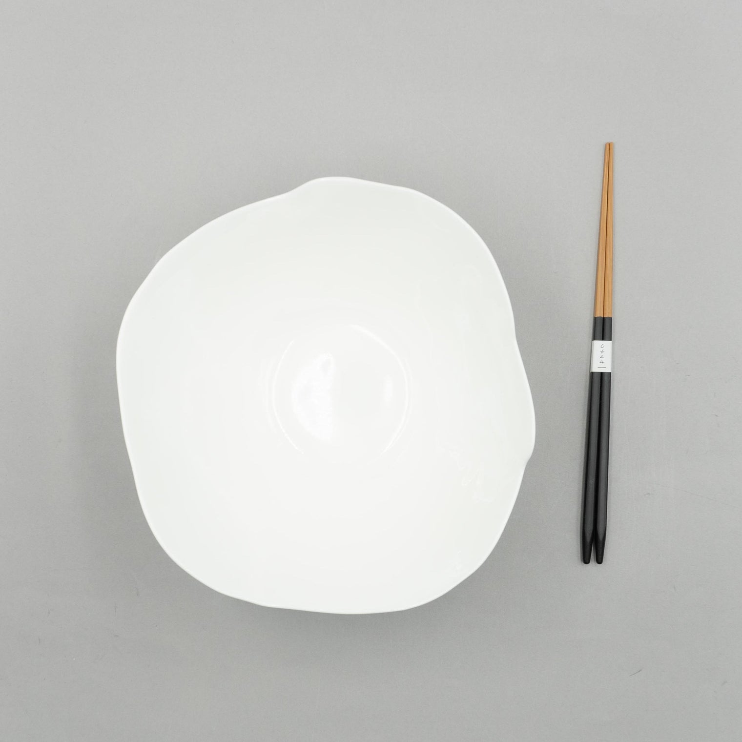 Shanti Salad Bowl, 22cm x 10cm, Design by Roos Van De Velde