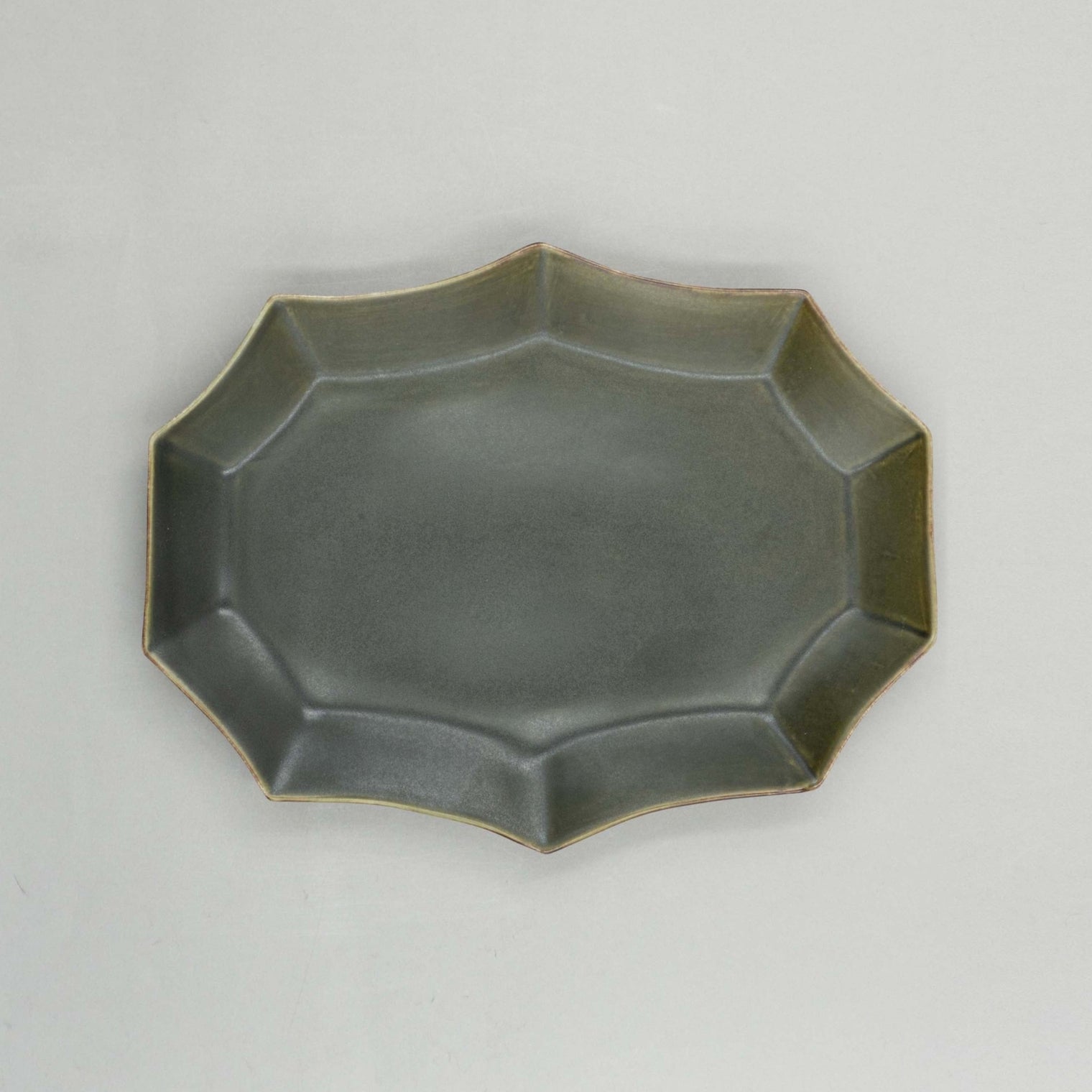 Utsuwa to Design L Deformed Plate, 26cm x 20cm, Olive Grey