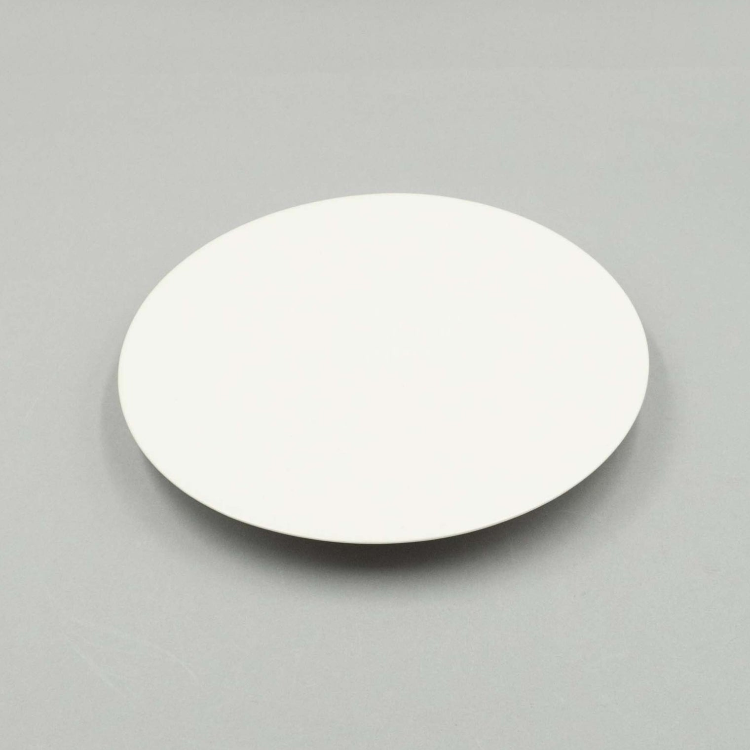Dinner Plate, 17.5cm, RA Off White, Design by Ann Demeulemeester