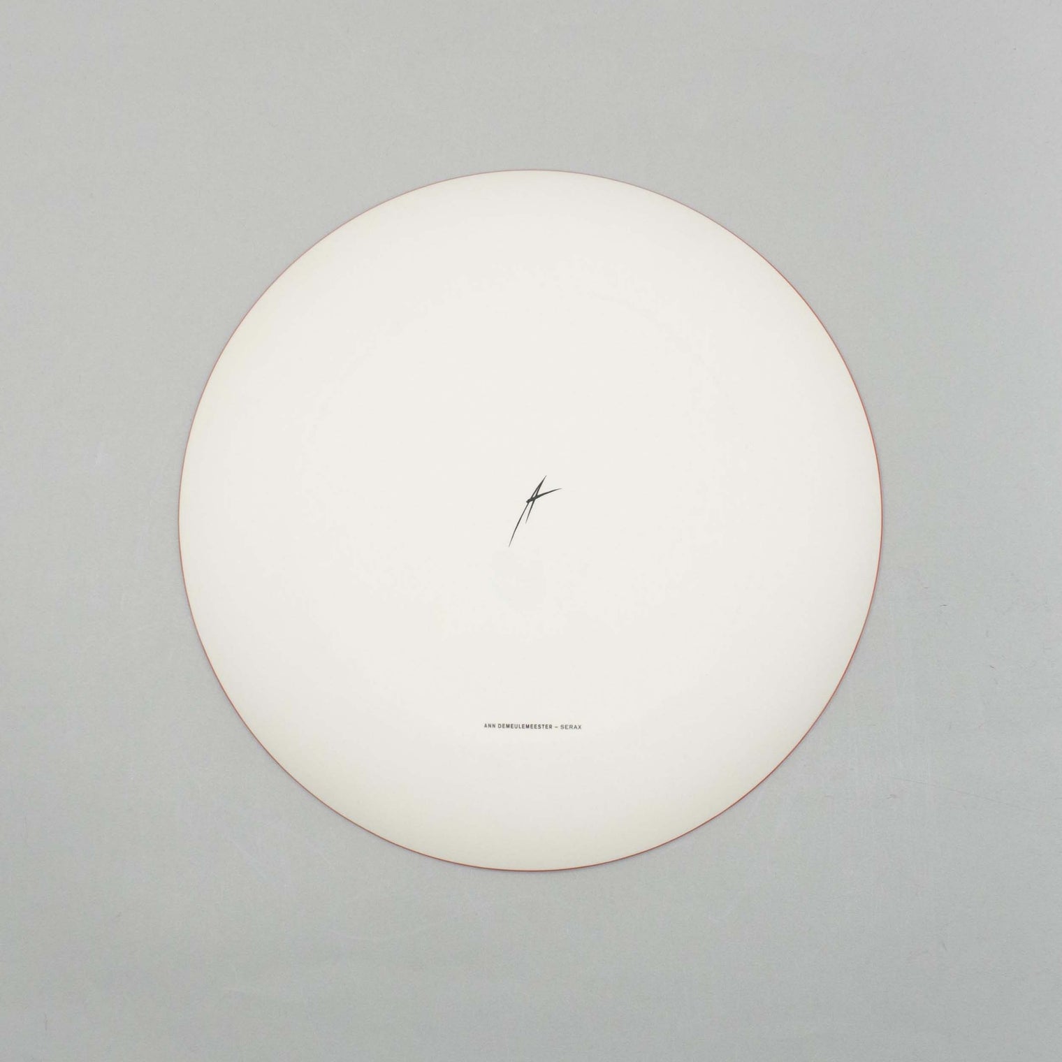 Dinner Plate, 24cm, Dé Off-White/Red VAR 2, Design by Ann Demeulemeester
