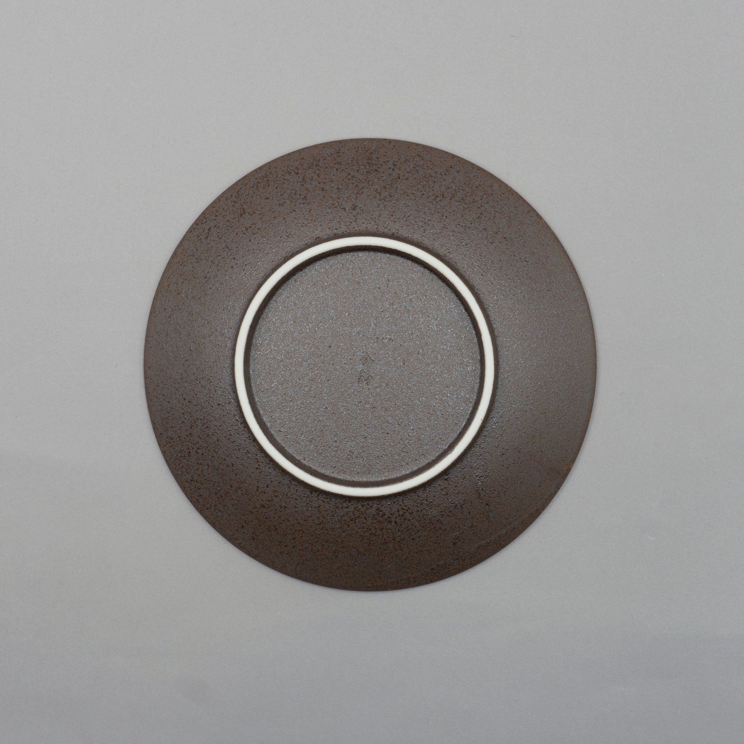 Eki Gold Round Plate, 21.2cm x H3.1cm