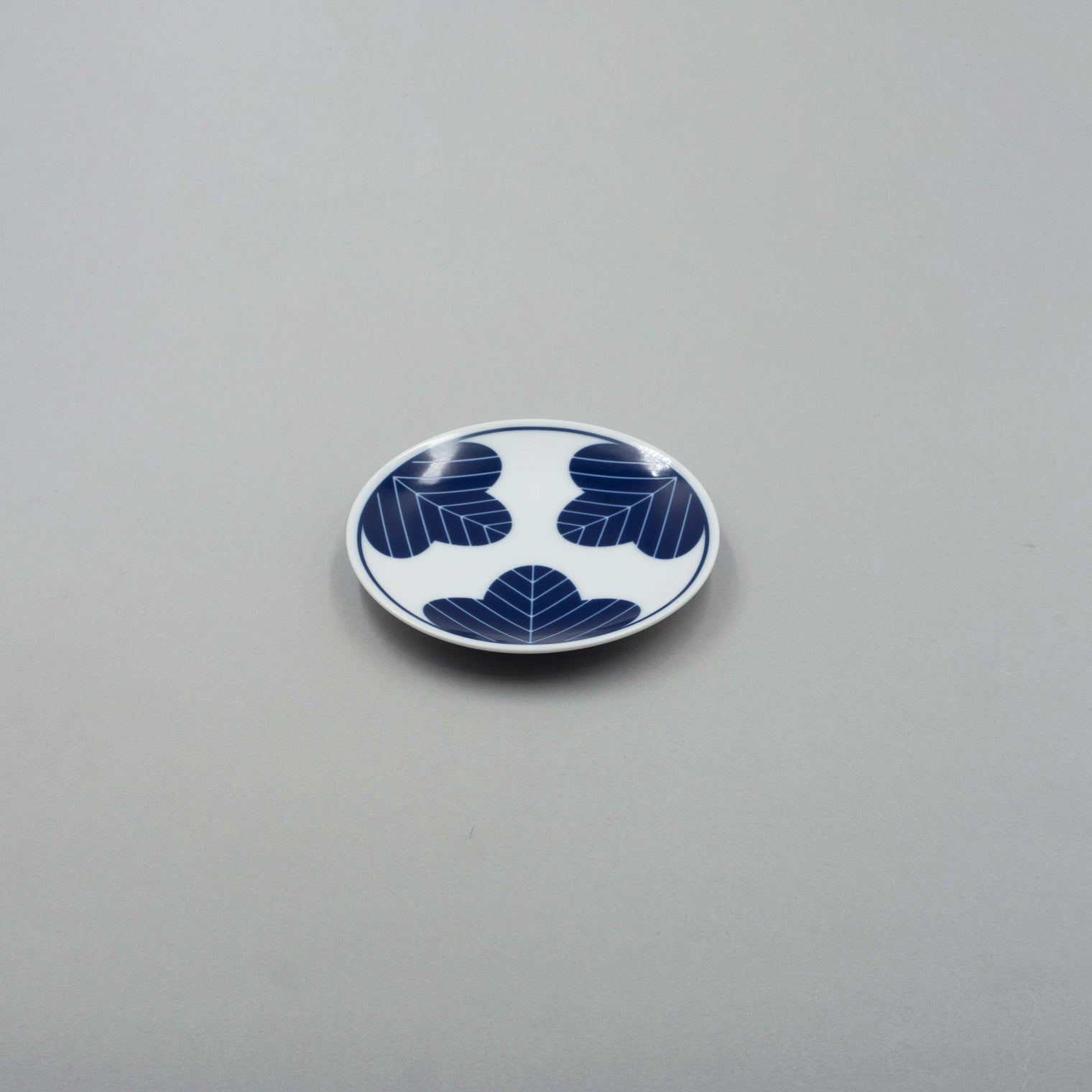 Engi Small Plate, Pine, 12.2cm x H1.5cm