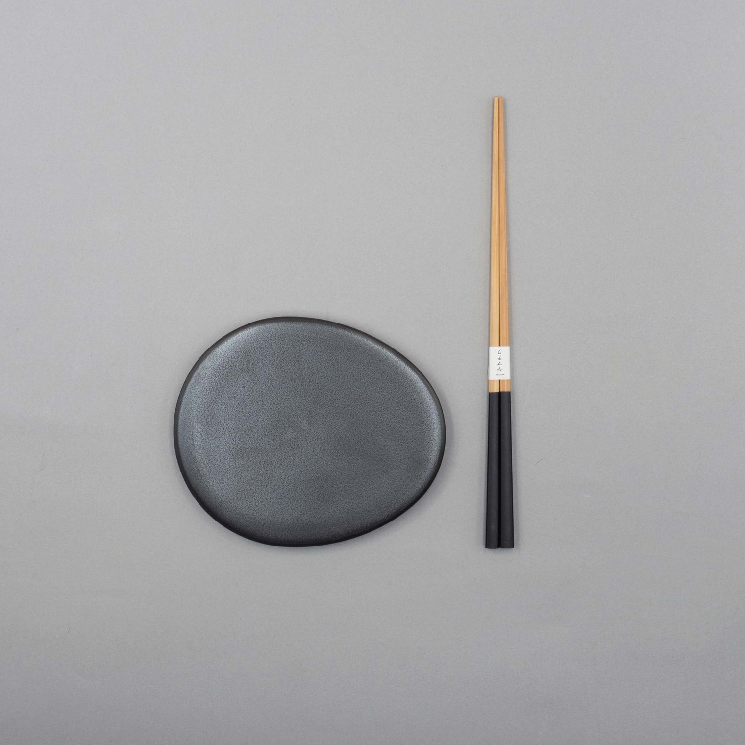 Graphite Black Flat Oval Plate, 14cm x 12cm, Moriyama