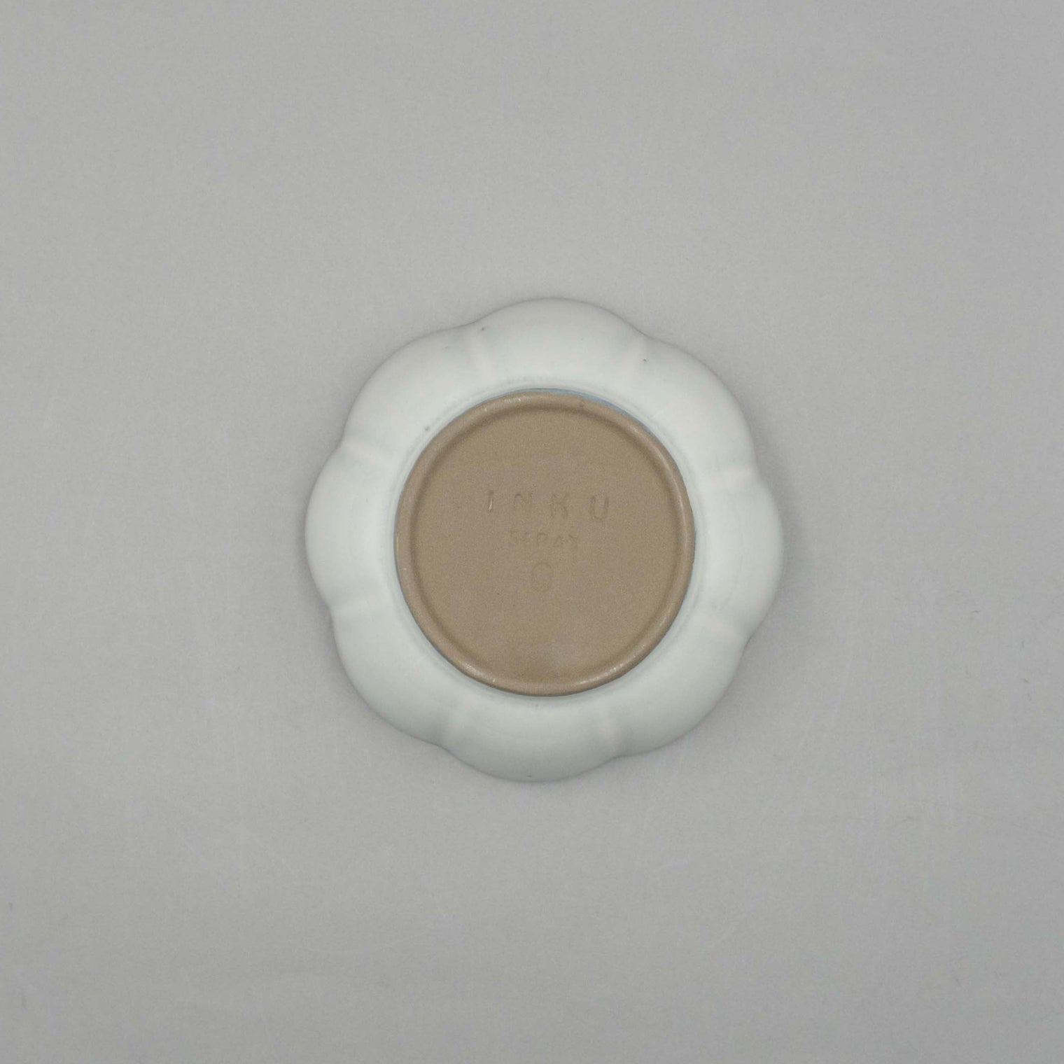 Inku Ribbed Bowl, White, 15cm x 15cm x 6cm, Design by Sergio Herman
