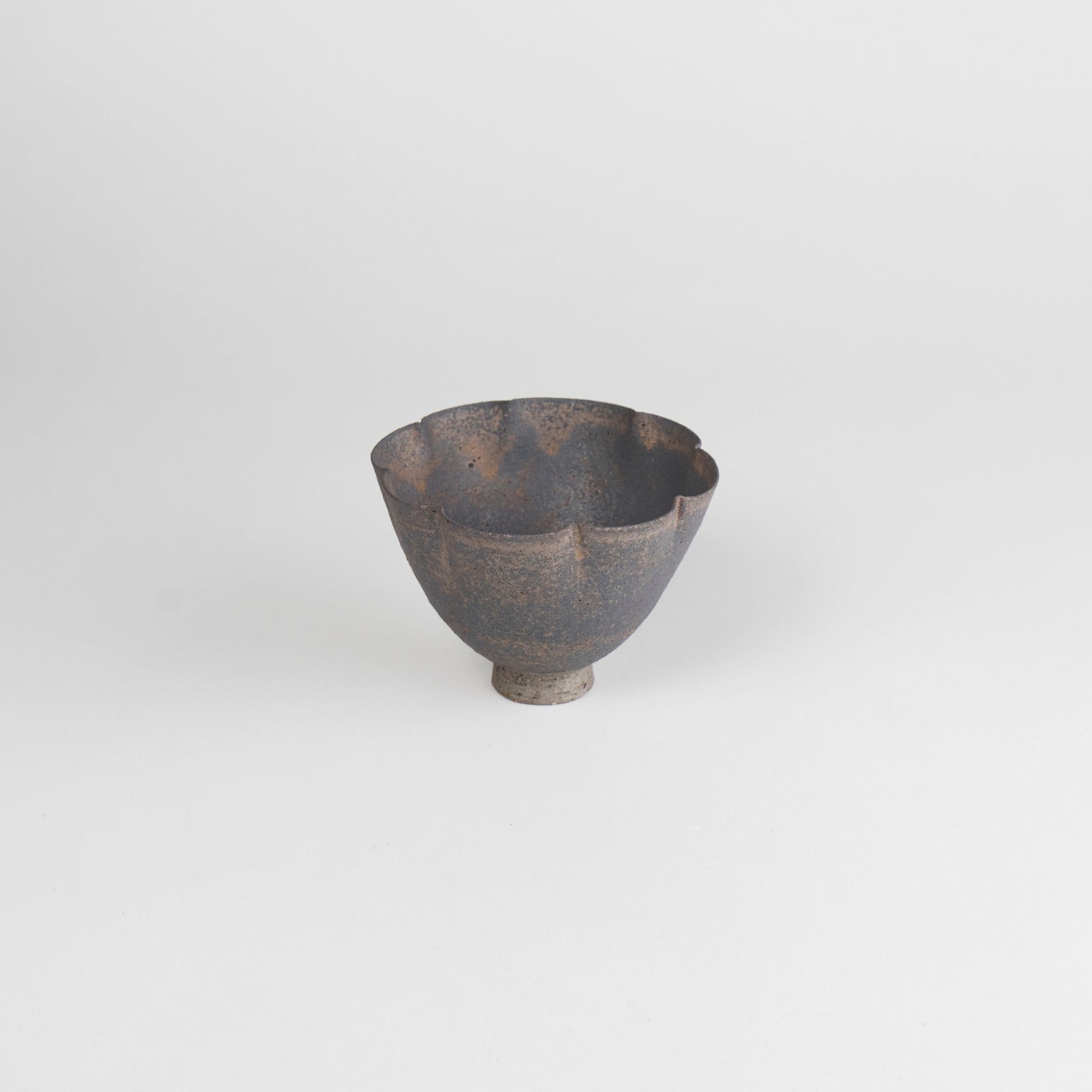 ONKO Flower Deep Bowl Bronze, 11x8cm