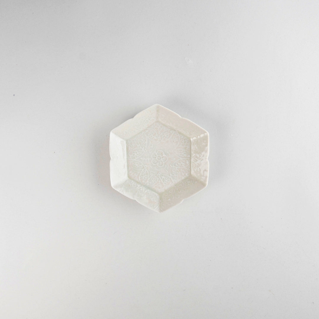 Asami Maeda Floral Shippo 4-inch Small Plate White, 13×11.6×2.2cm