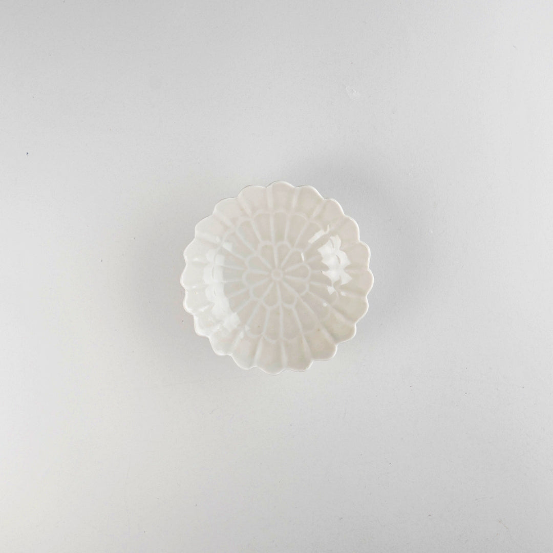 Asami Maeda Chrysanthemum Medium Bowl White, 12×3cm