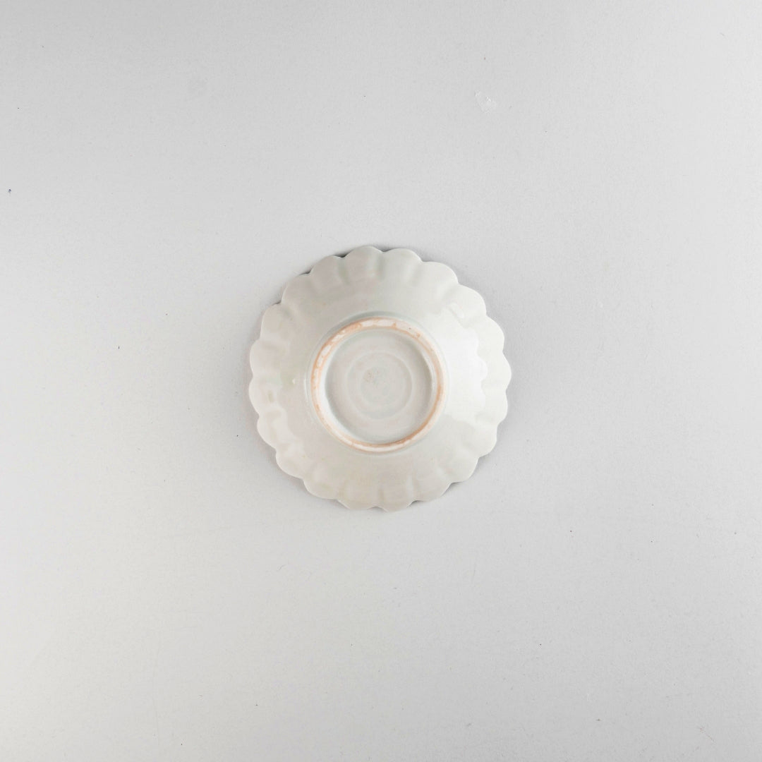 Asami Maeda Chrysanthemum Medium Bowl White, 12×3cm