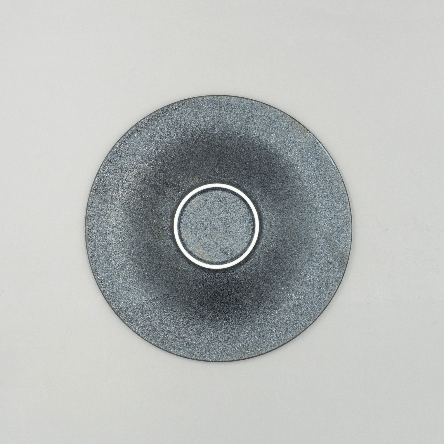 Moir Black Plate, 23.7cm x 3cm