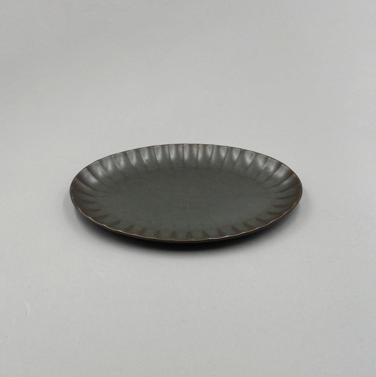 Inku Oval Plate, Green, L25cm x W17.5cm x H1.7cm, Design by Sergio Herman