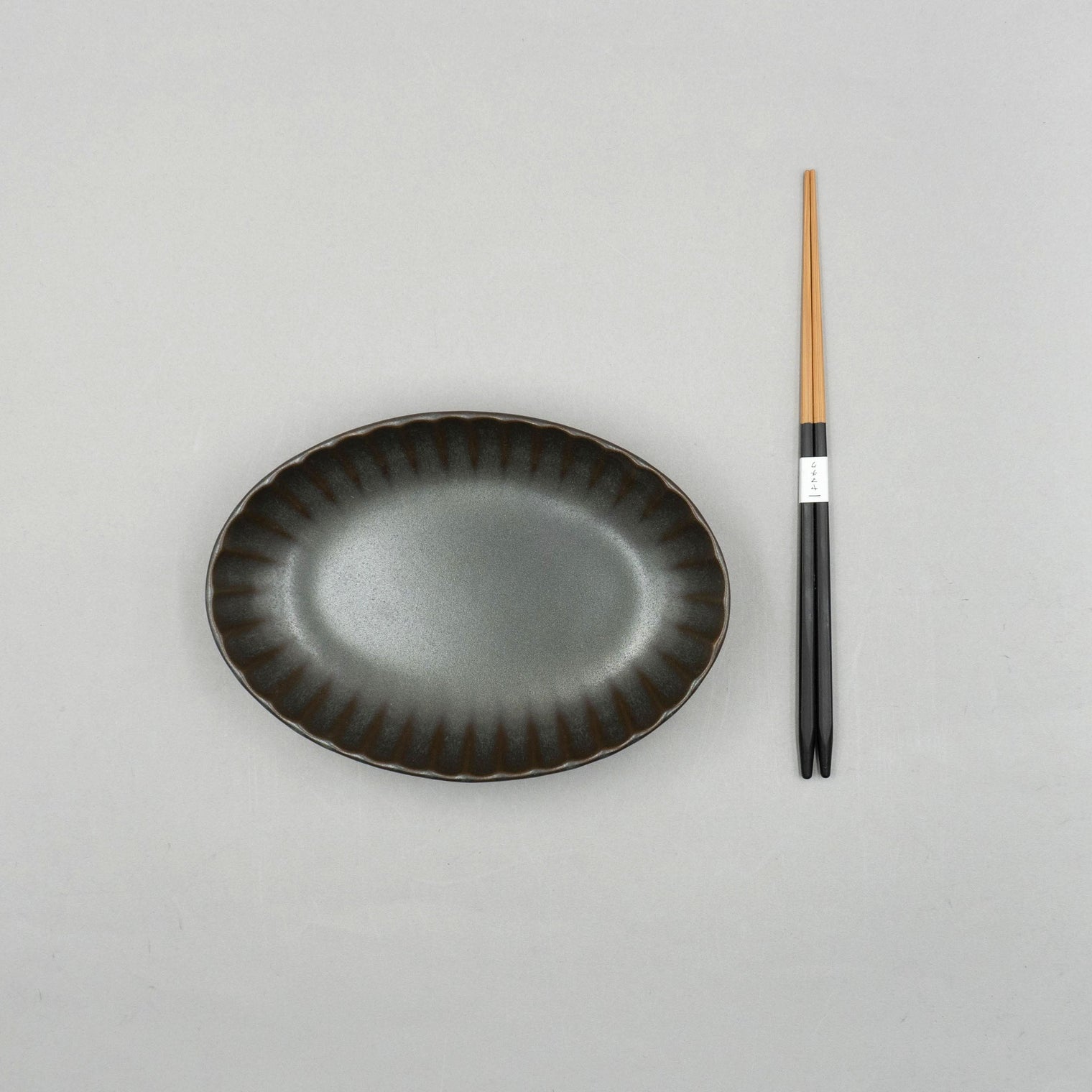 Inku Serving Oval Bowl, L19cm x W13cm x H3.7cm, Design by Sergio Herman