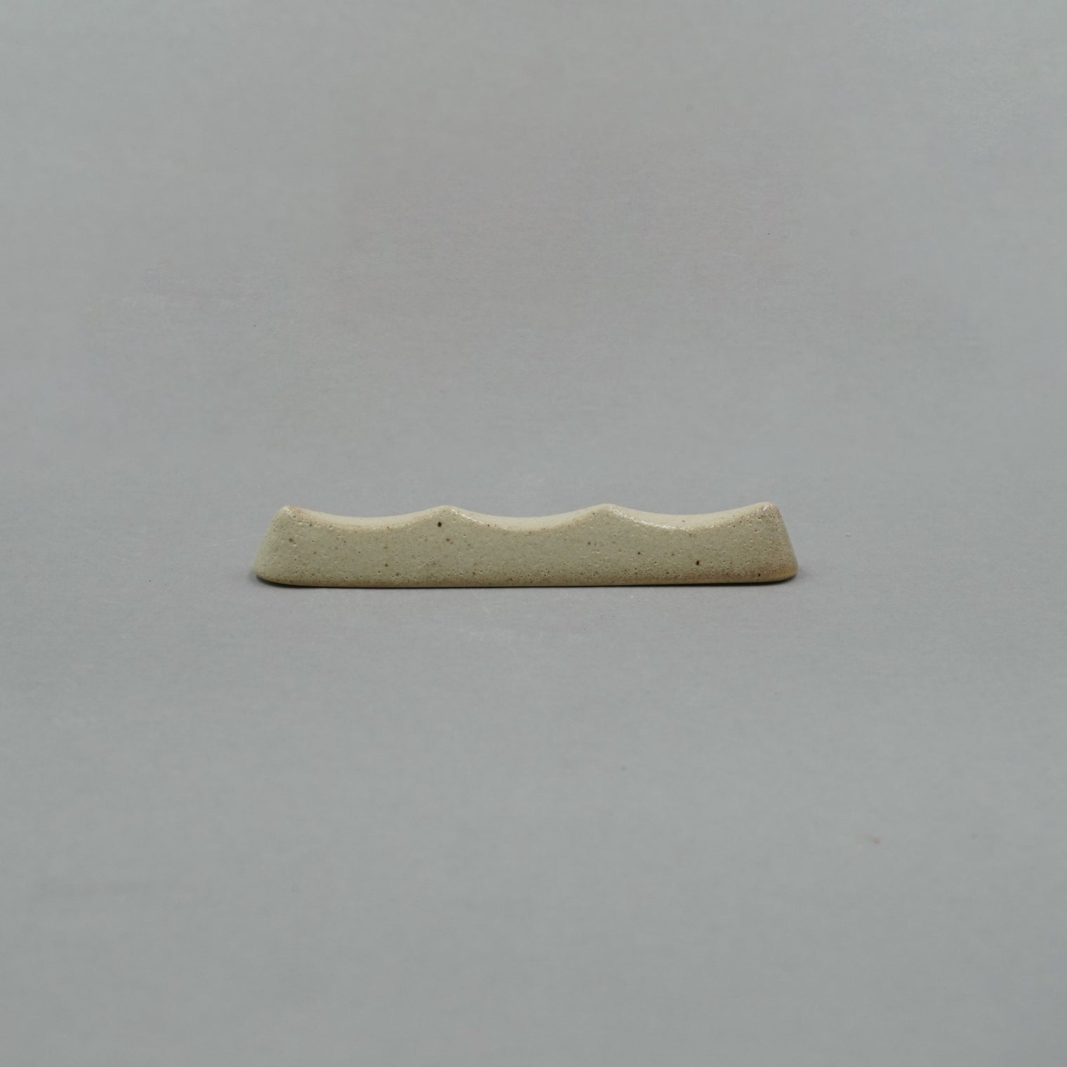 Usu Surge Chopstick Rest, 11cm x H1.5cm